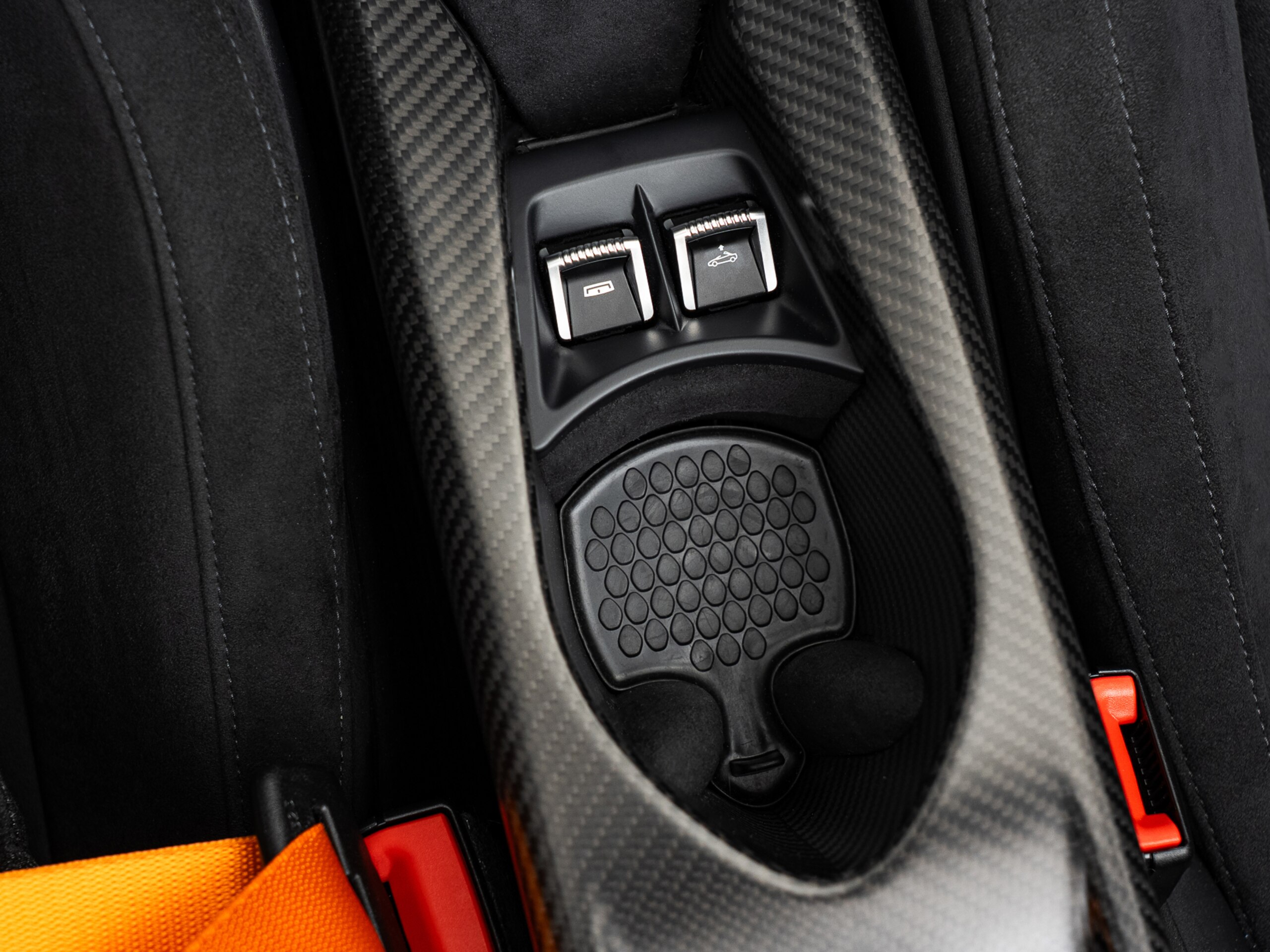 2022 McLaren 765LT Spider — Photo 47 / 59