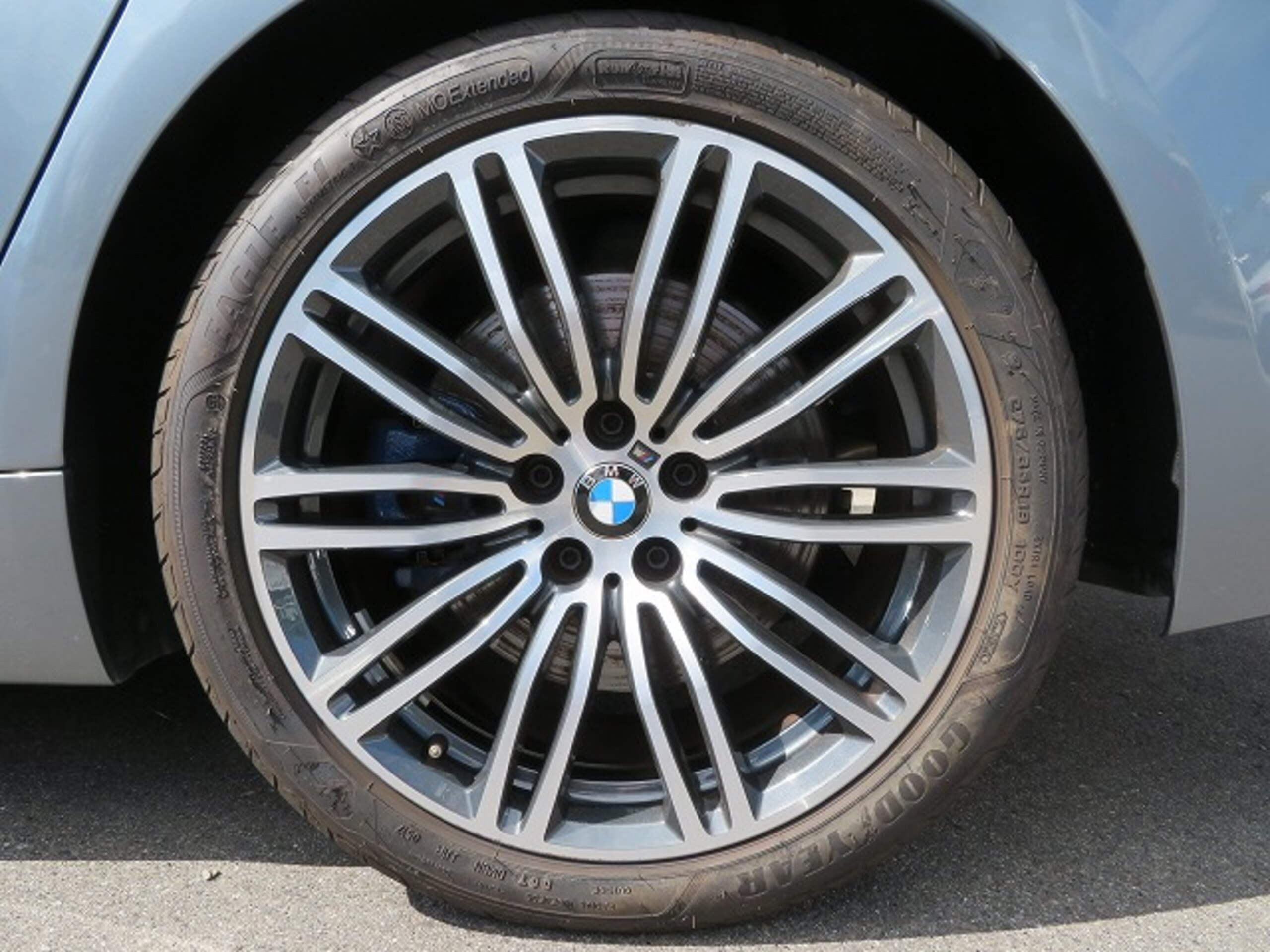 2017 BMW 530i M Sport — Photo 18 / 22