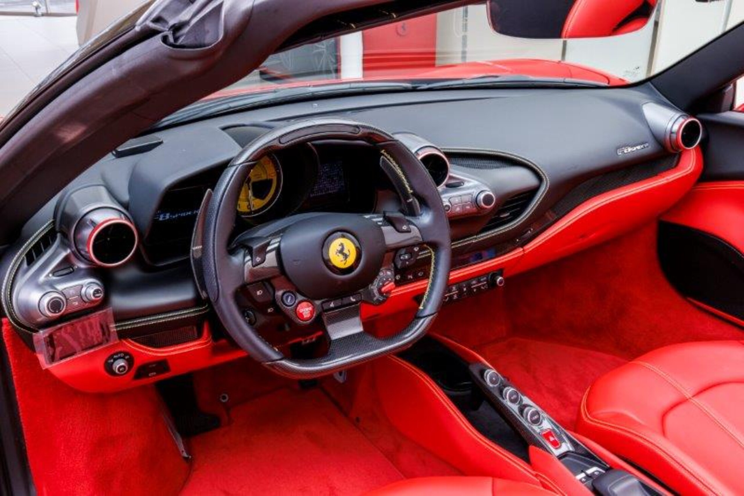 2022 Ferrari F8 Spider — Photo 13 / 42