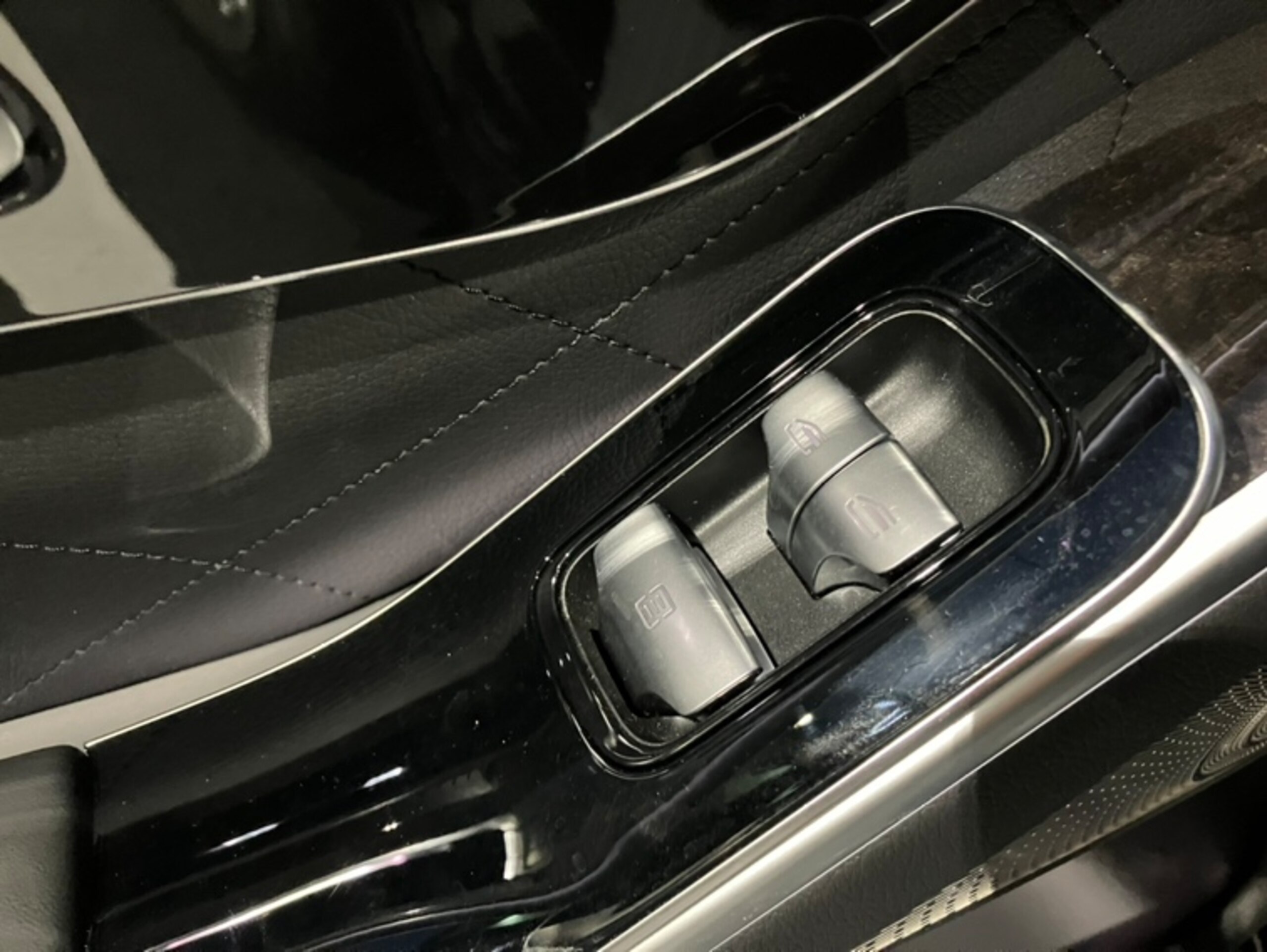 2021 Mercedes Benz S400d 4Matic AMG — Photo 20 / 26