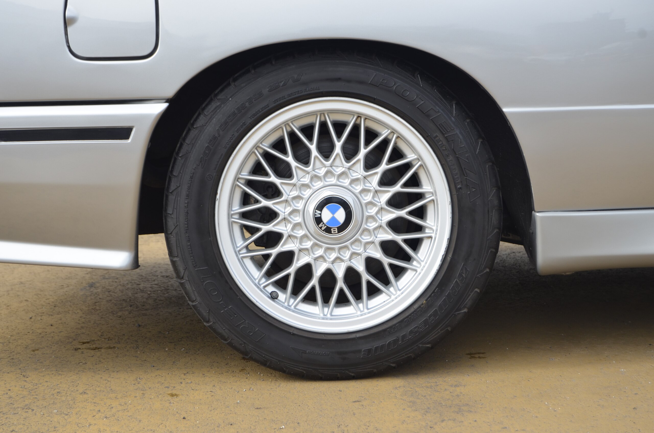 1988 BMW M3 Coupe — Photo 9 / 20