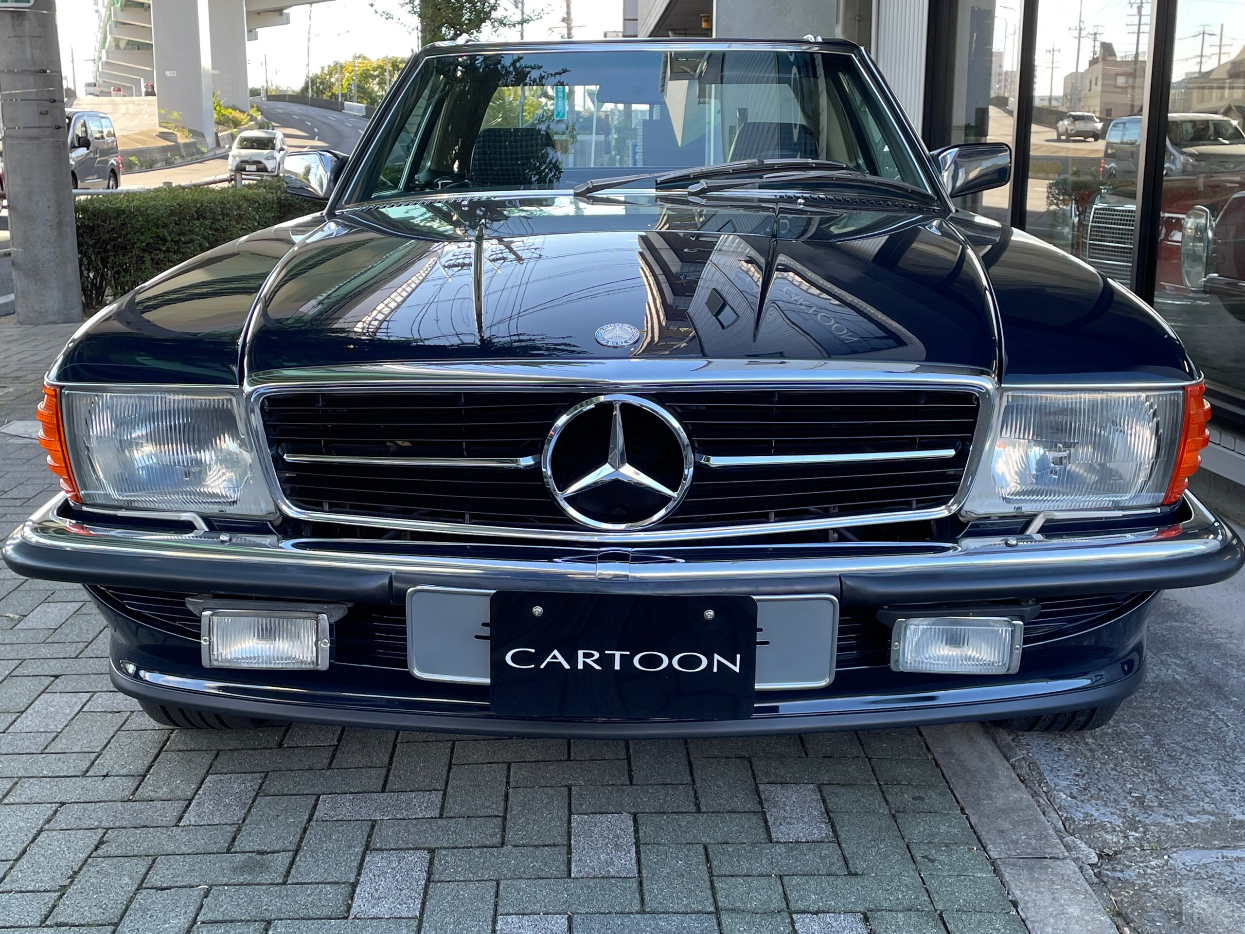 1989 Mercedes Benz 560SL for sale in Japan