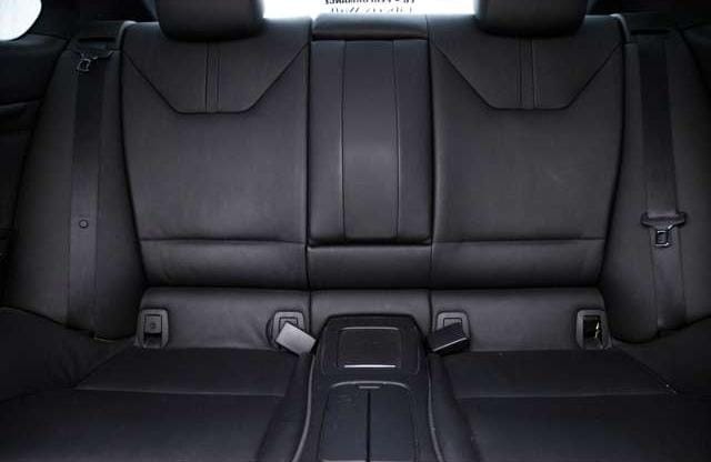 2010 BMW M3 Coupe — Photo 31 / 33