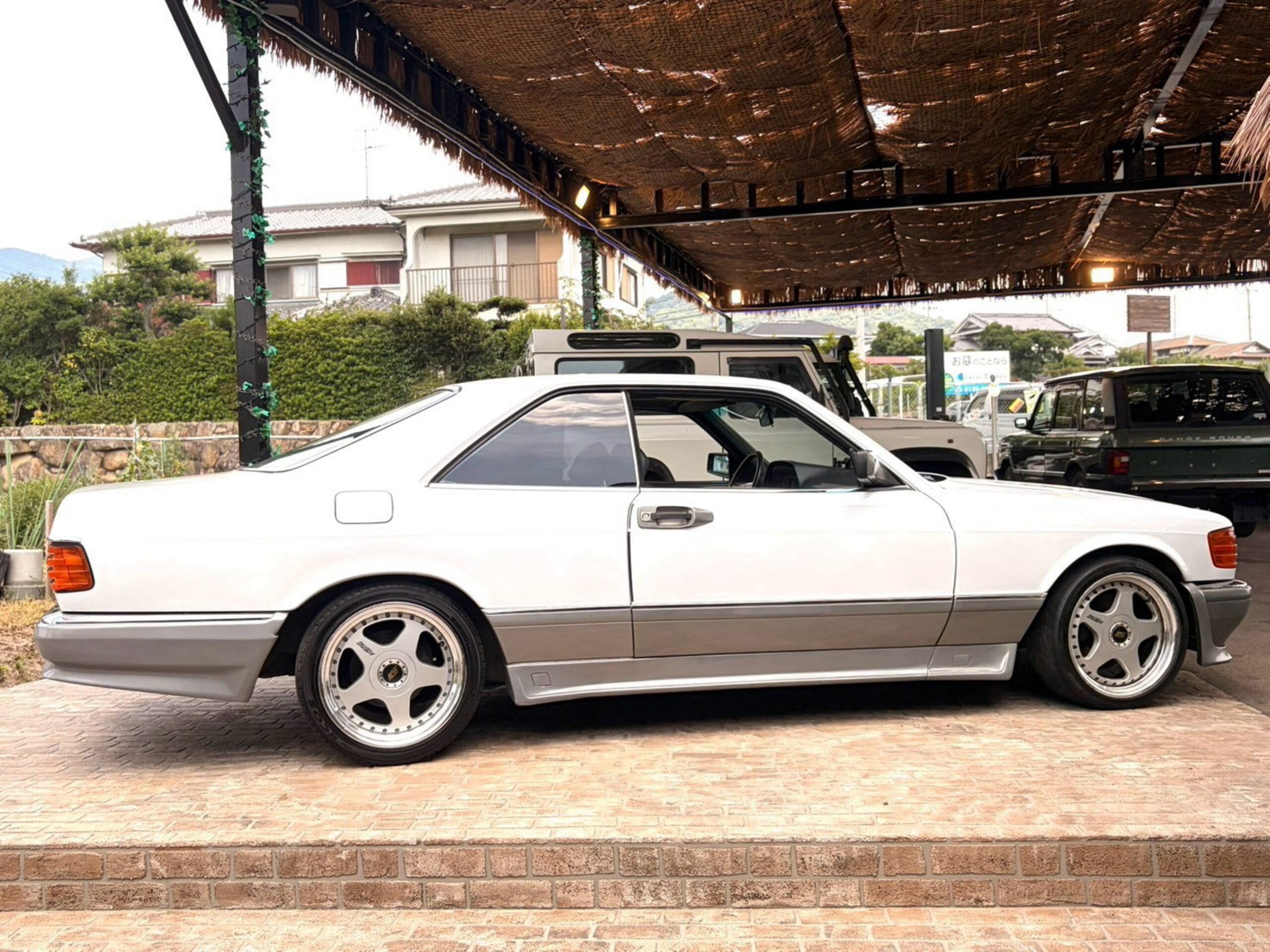 1986 Mercedes Benz 560SEC — Photo 10 / 36