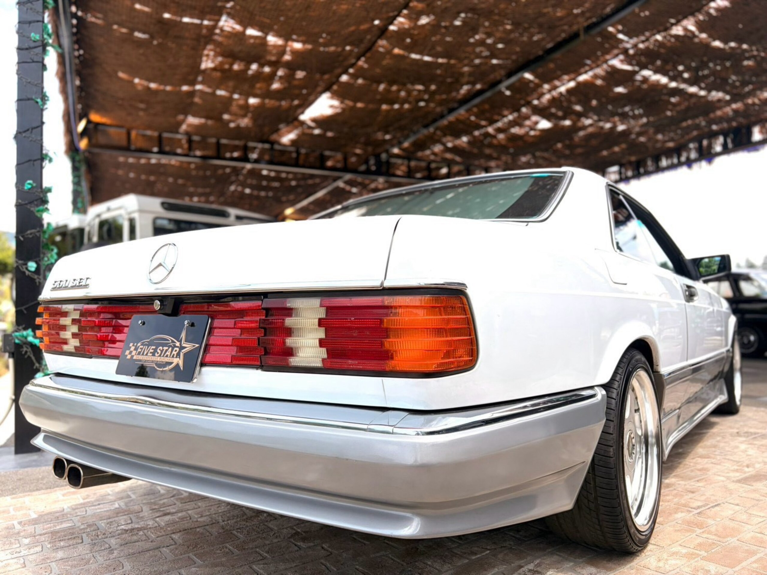 1986 Mercedes Benz 560SEC — Photo 11 / 36