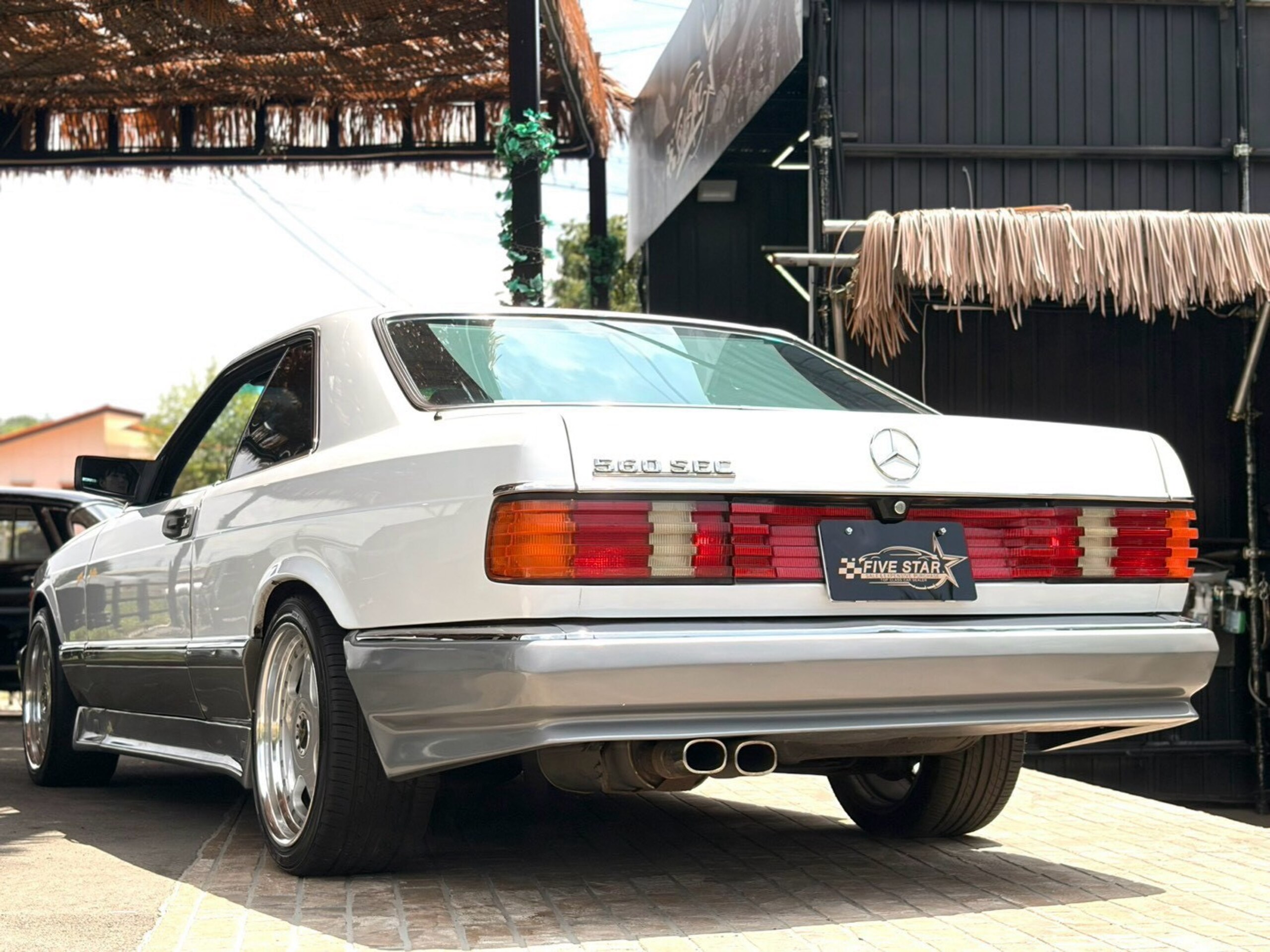 1986 Mercedes Benz 560SEC — Photo 13 / 36