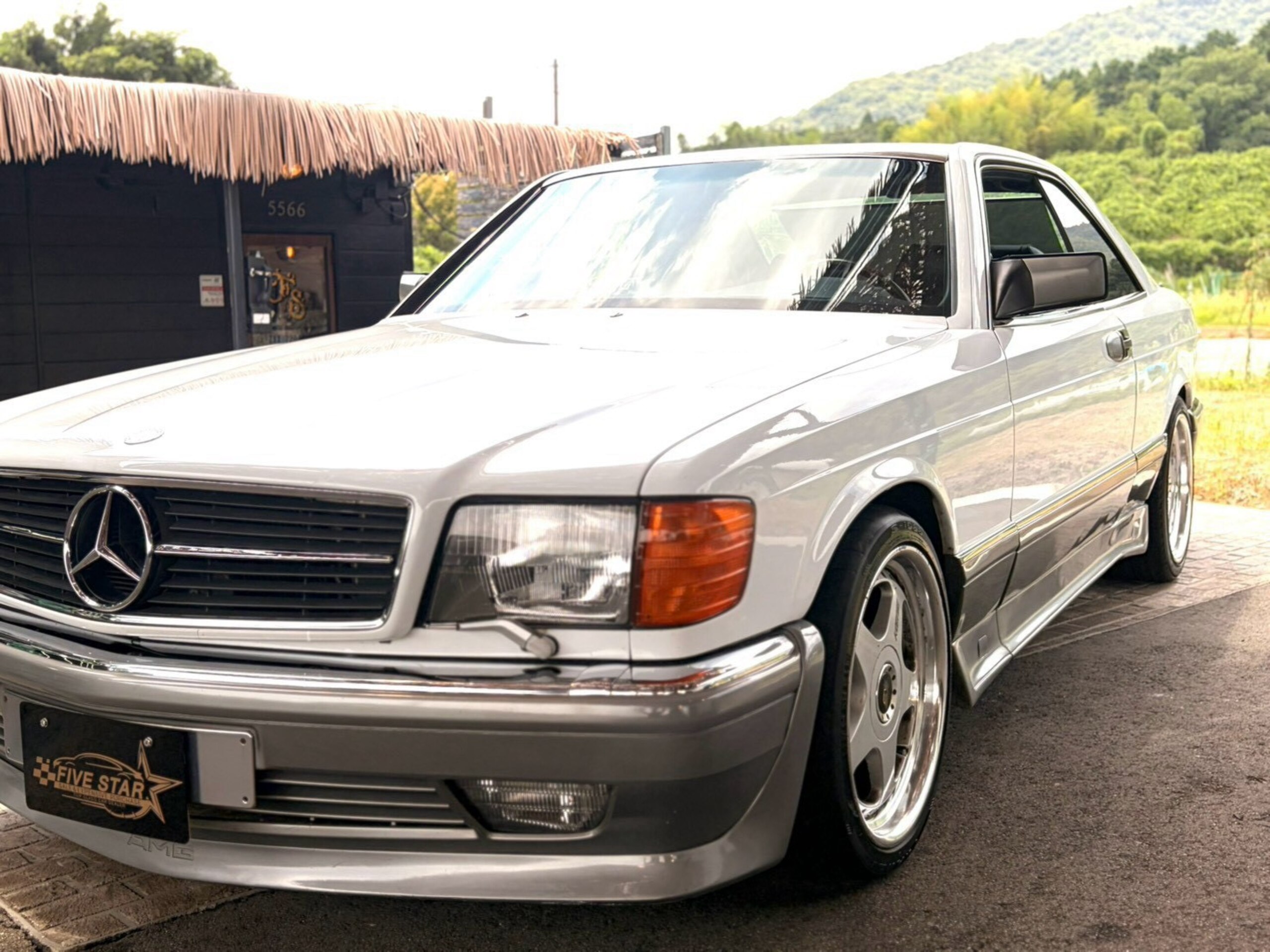 1986 Mercedes Benz 560SEC — Photo 26 / 36