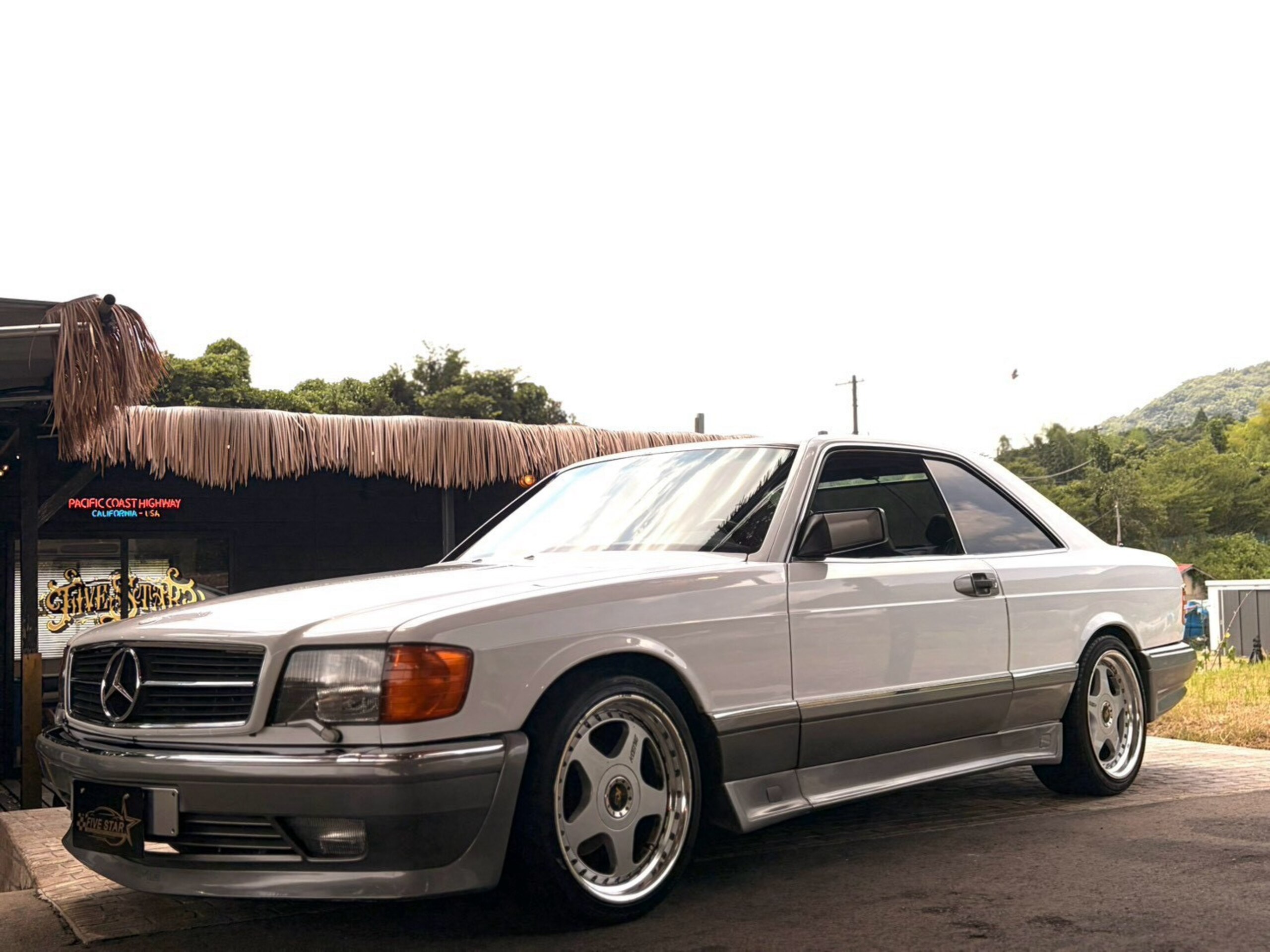 1986 Mercedes Benz 560SEC — Photo 28 / 36