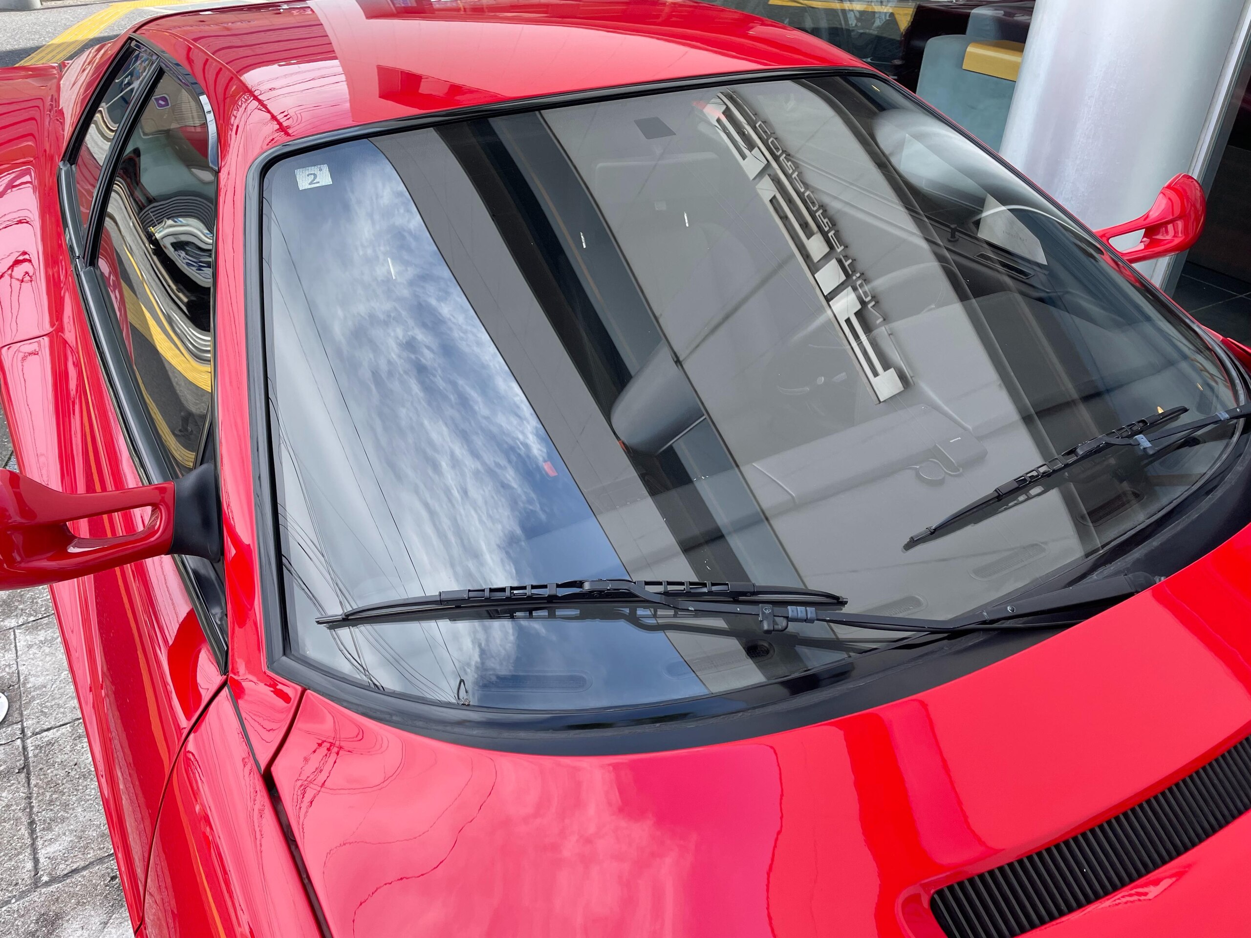 1988 Ferrari Testarossa — Photo 9 / 33