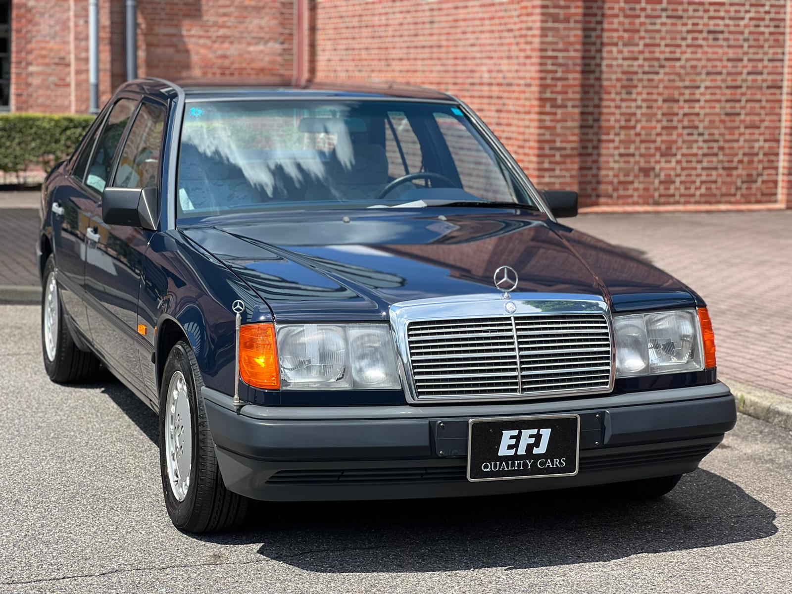 1988 Mercedes Benz 230E