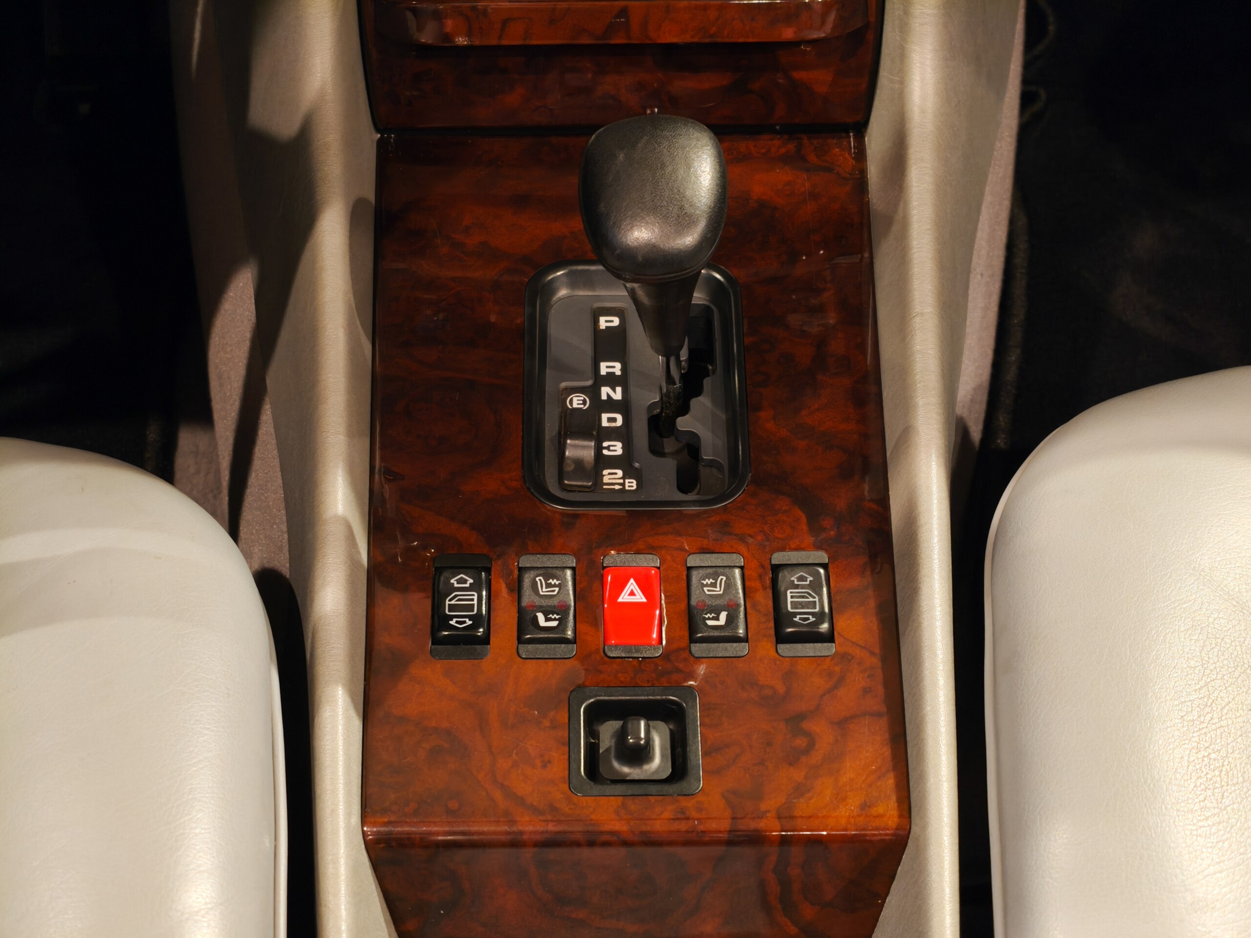 1989 Mercedes Benz 500SL — Photo 16 / 29