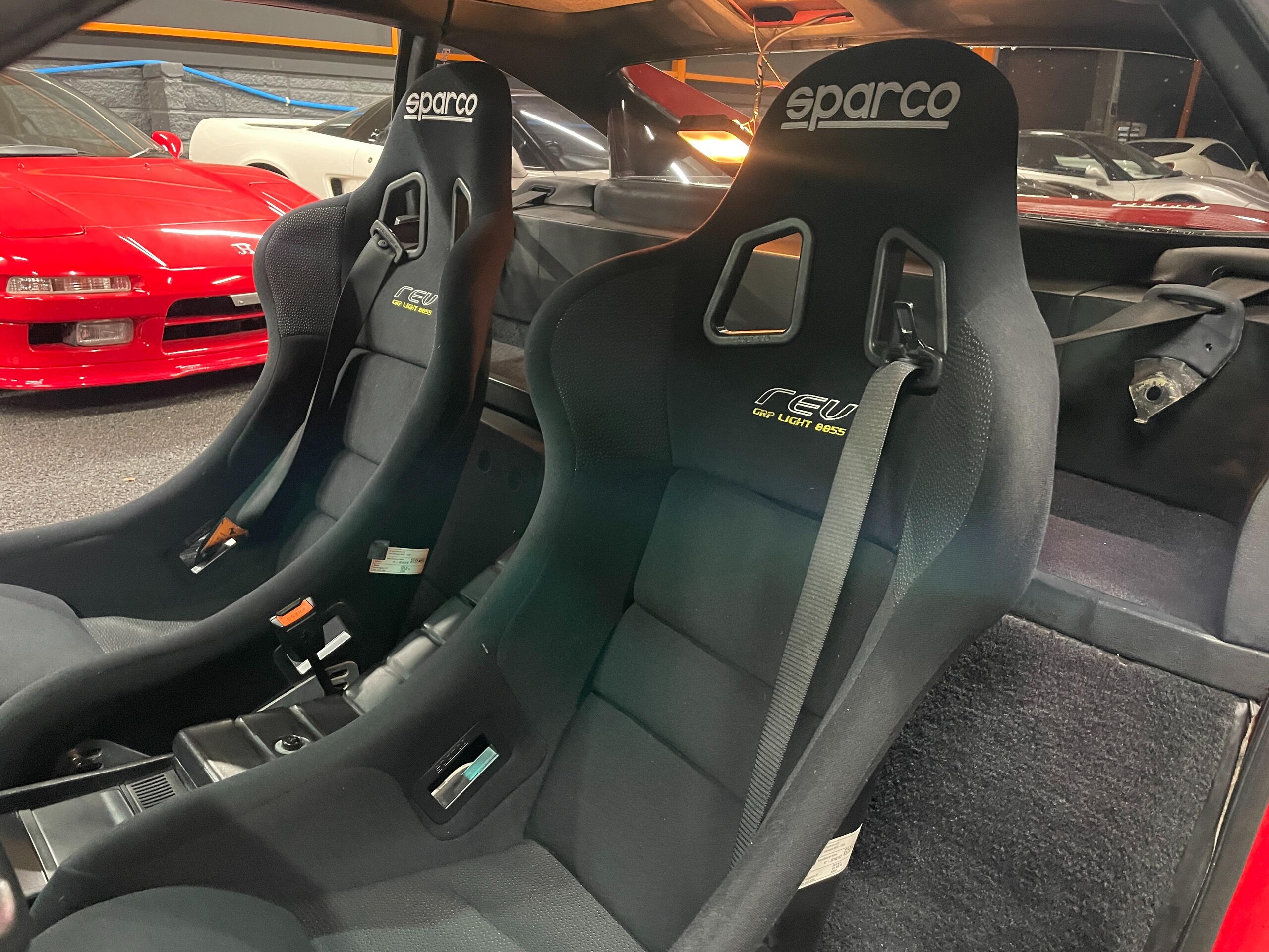 1990 Ferrari 348 TB — Photo 9 / 52