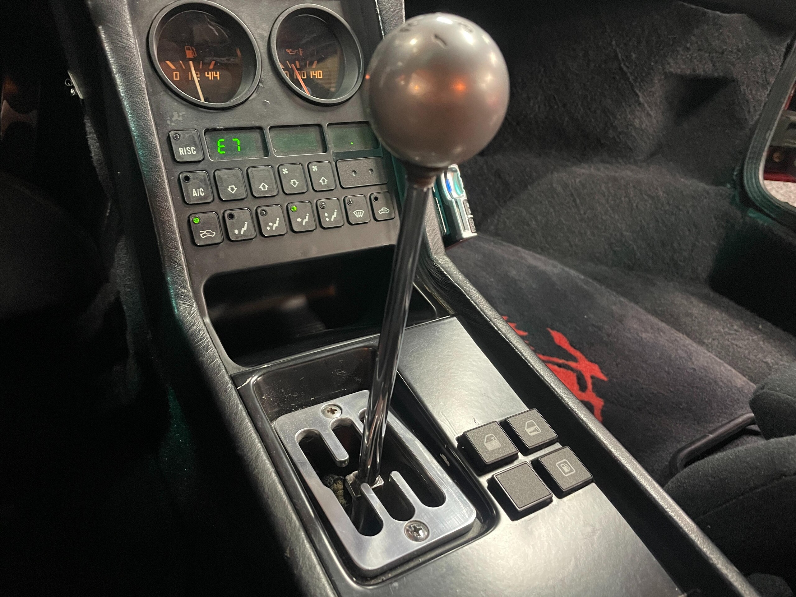 1990 Ferrari 348 TB — Photo 10 / 52