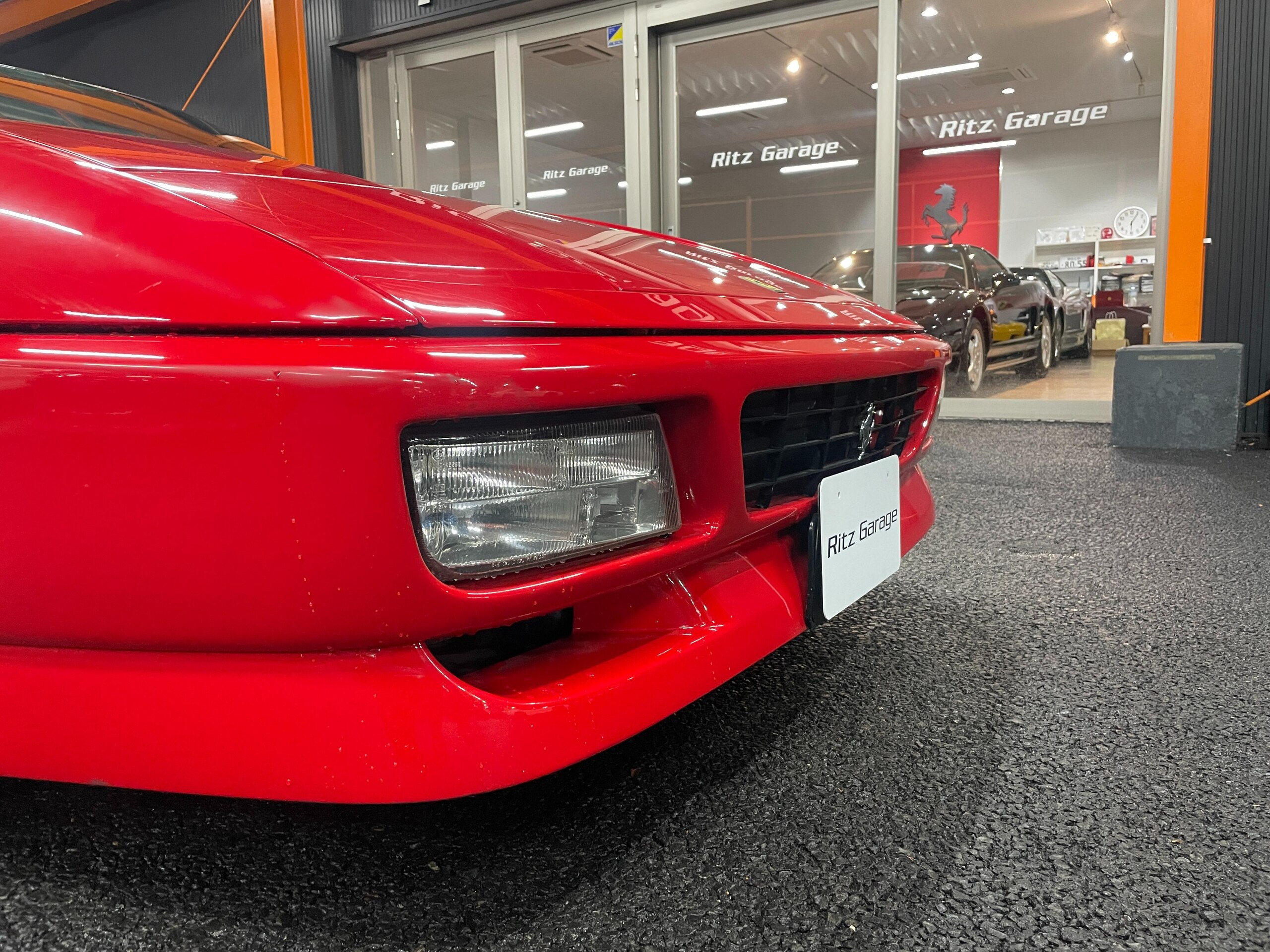 1990 Ferrari 348 TB — Photo 12 / 52