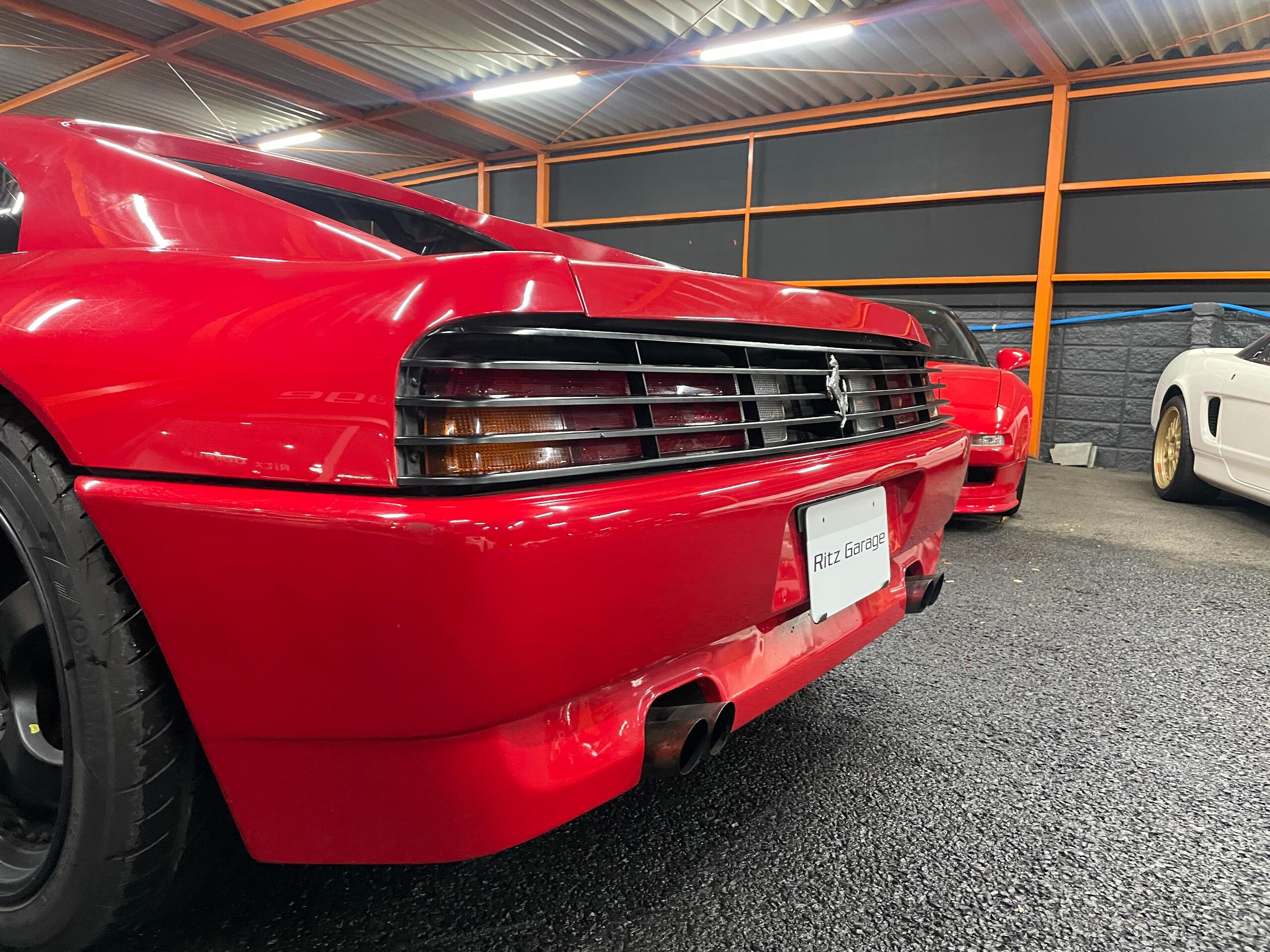 1990 Ferrari 348 TB — Photo 19 / 52