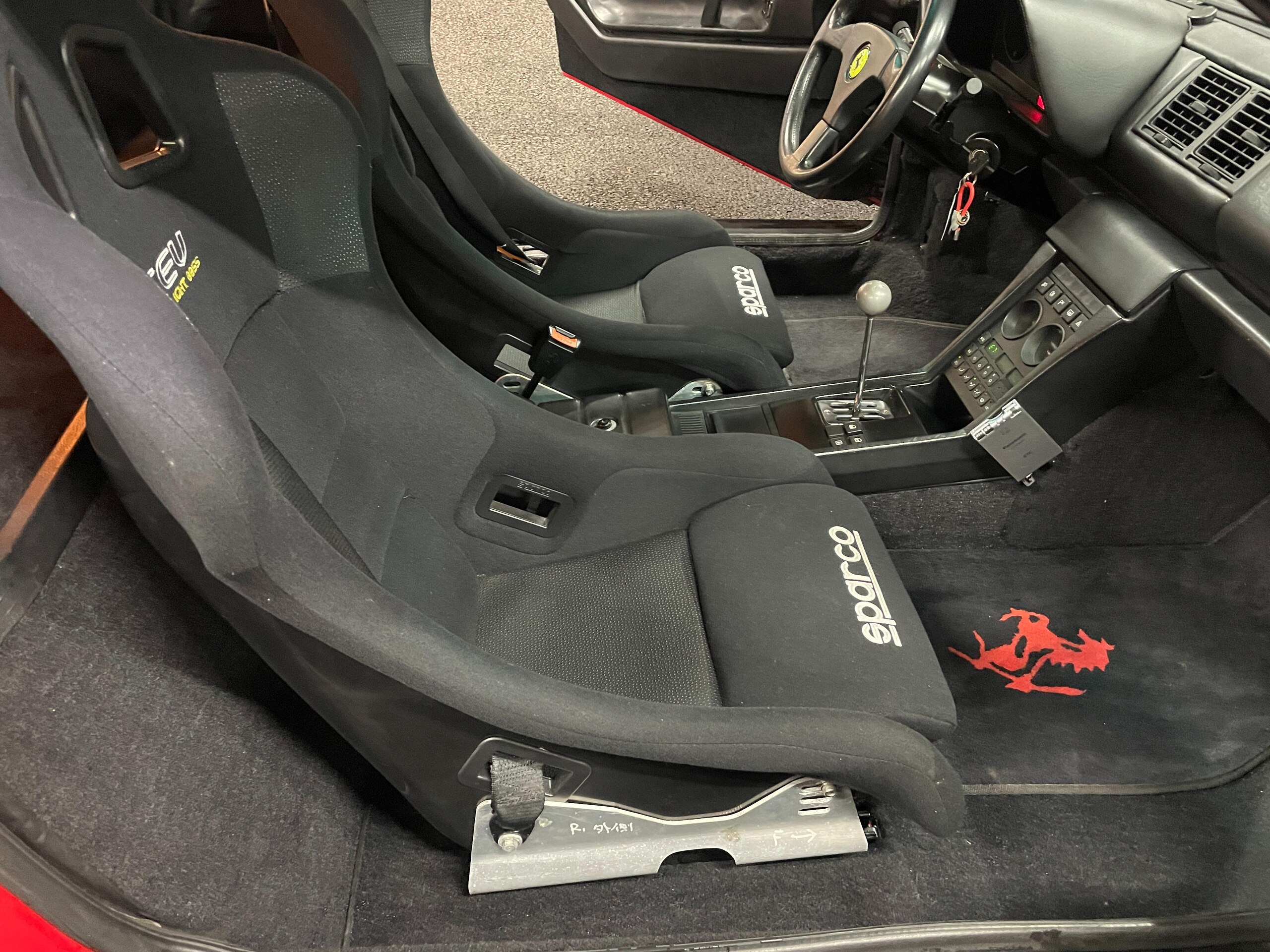 1990 Ferrari 348 TB — Photo 34 / 52