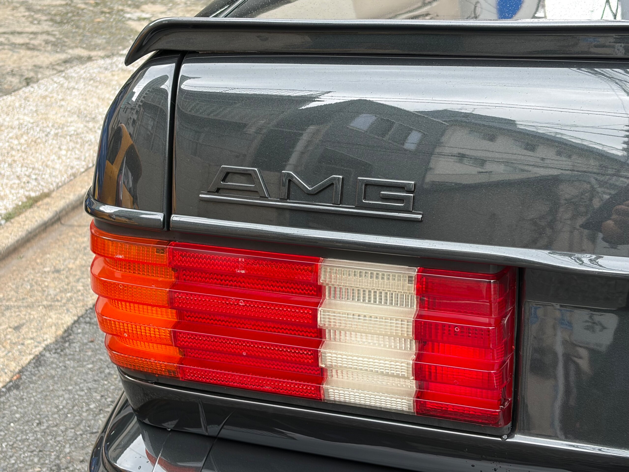 1990 Mercedes Benz 560SEC — Photo 36 / 39