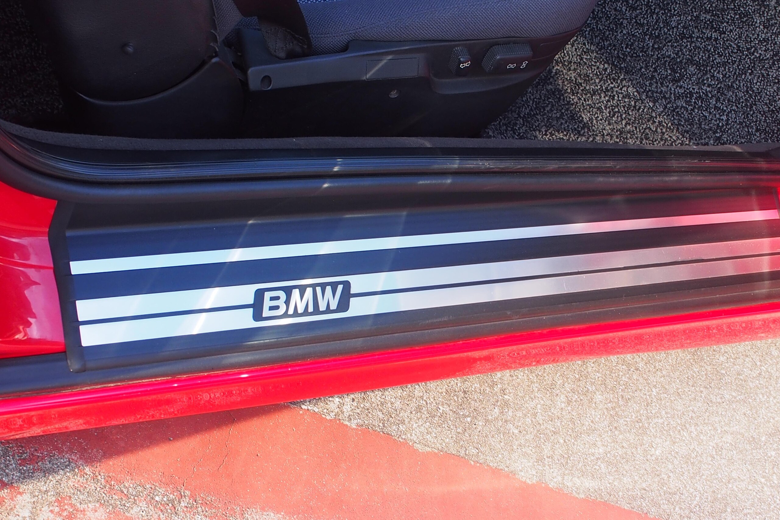 1991 BMW 850i — Photo 23 / 25