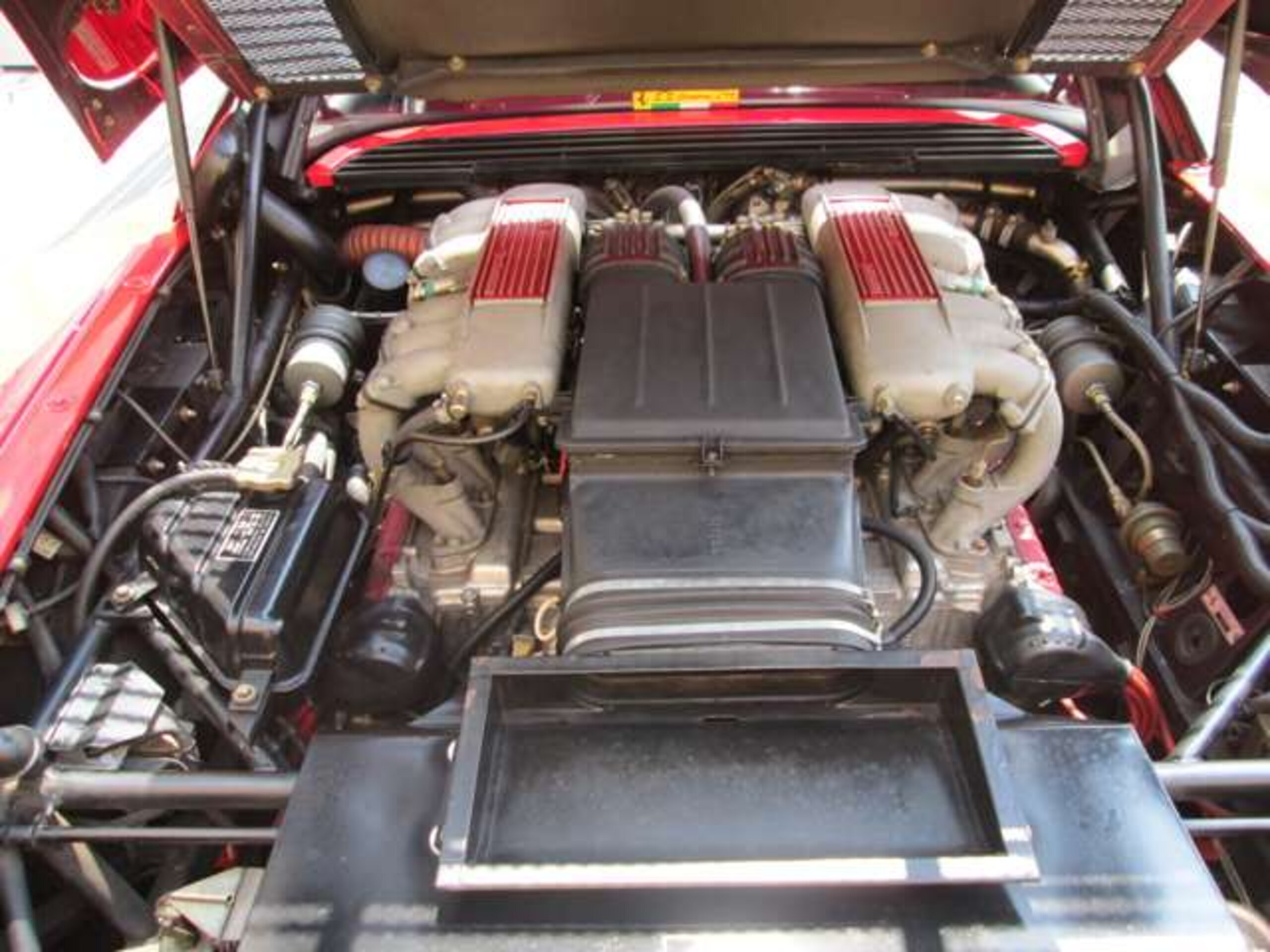 1991 Ferrari Testarossa — Photo 16 / 17