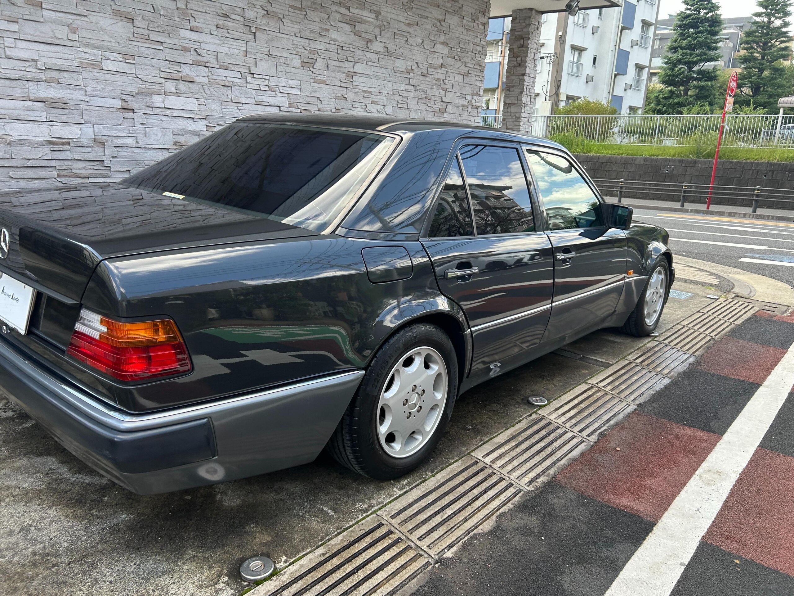 1991 Mercedes Benz 500E — Photo 16 / 27