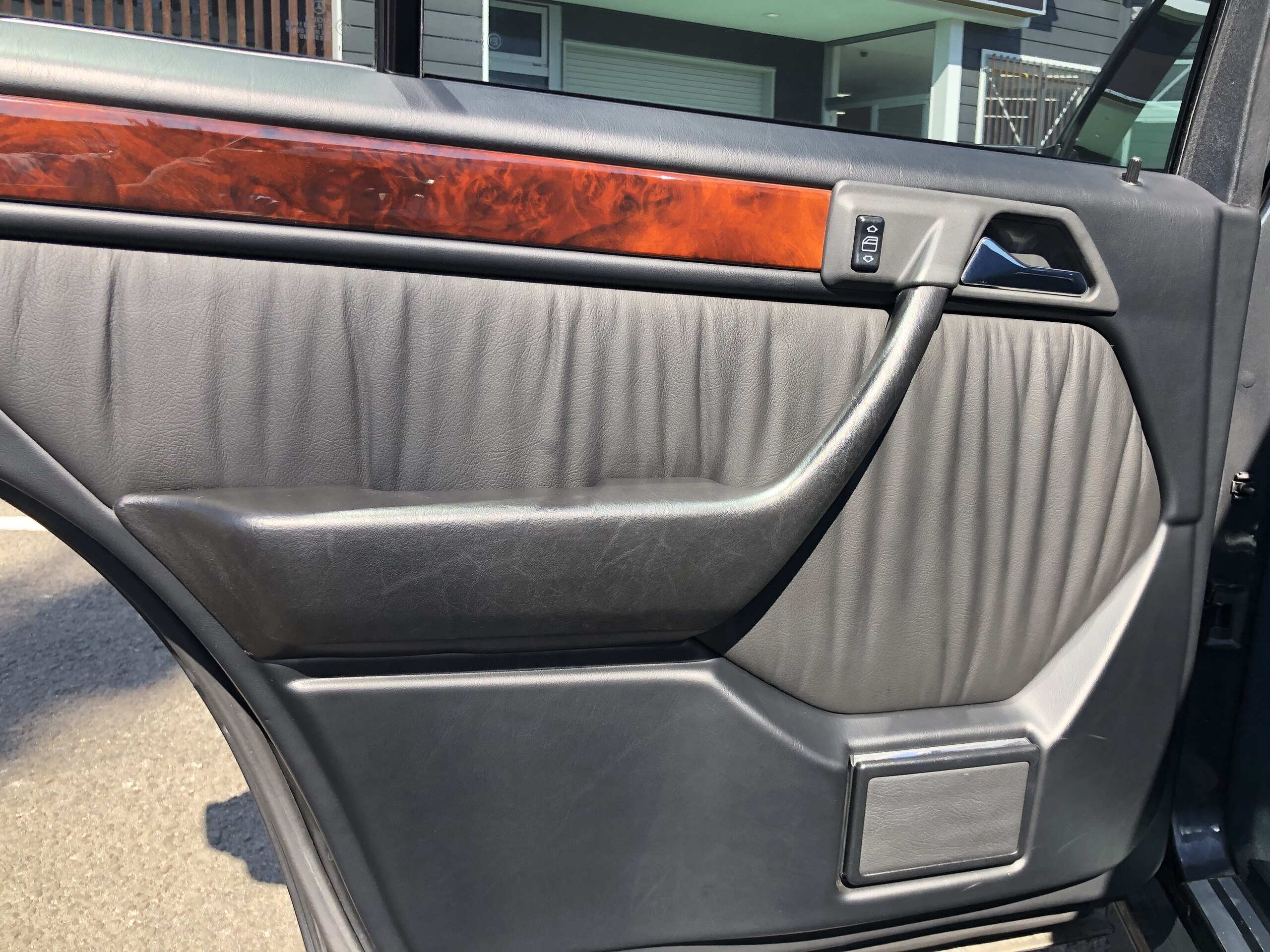 1991 Mercedes Benz 500E — Photo 23 / 60