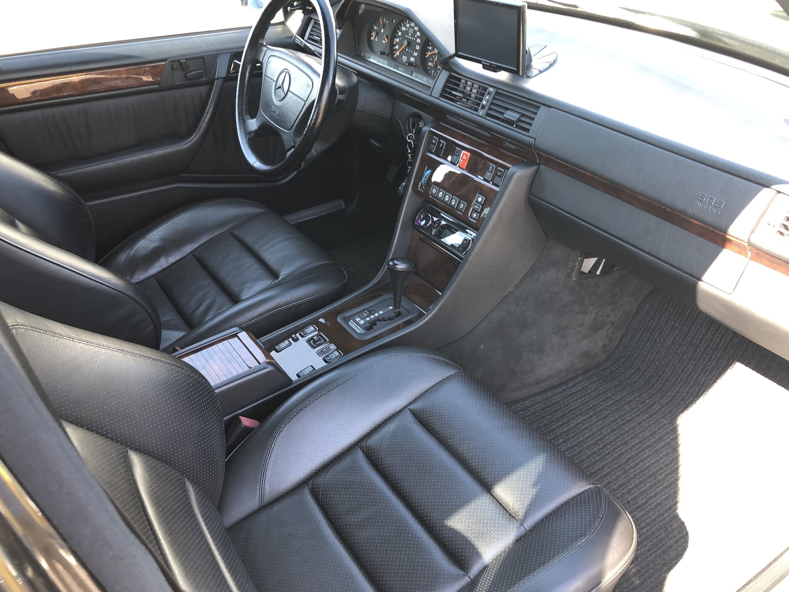 1991 Mercedes Benz 500E — Photo 28 / 60