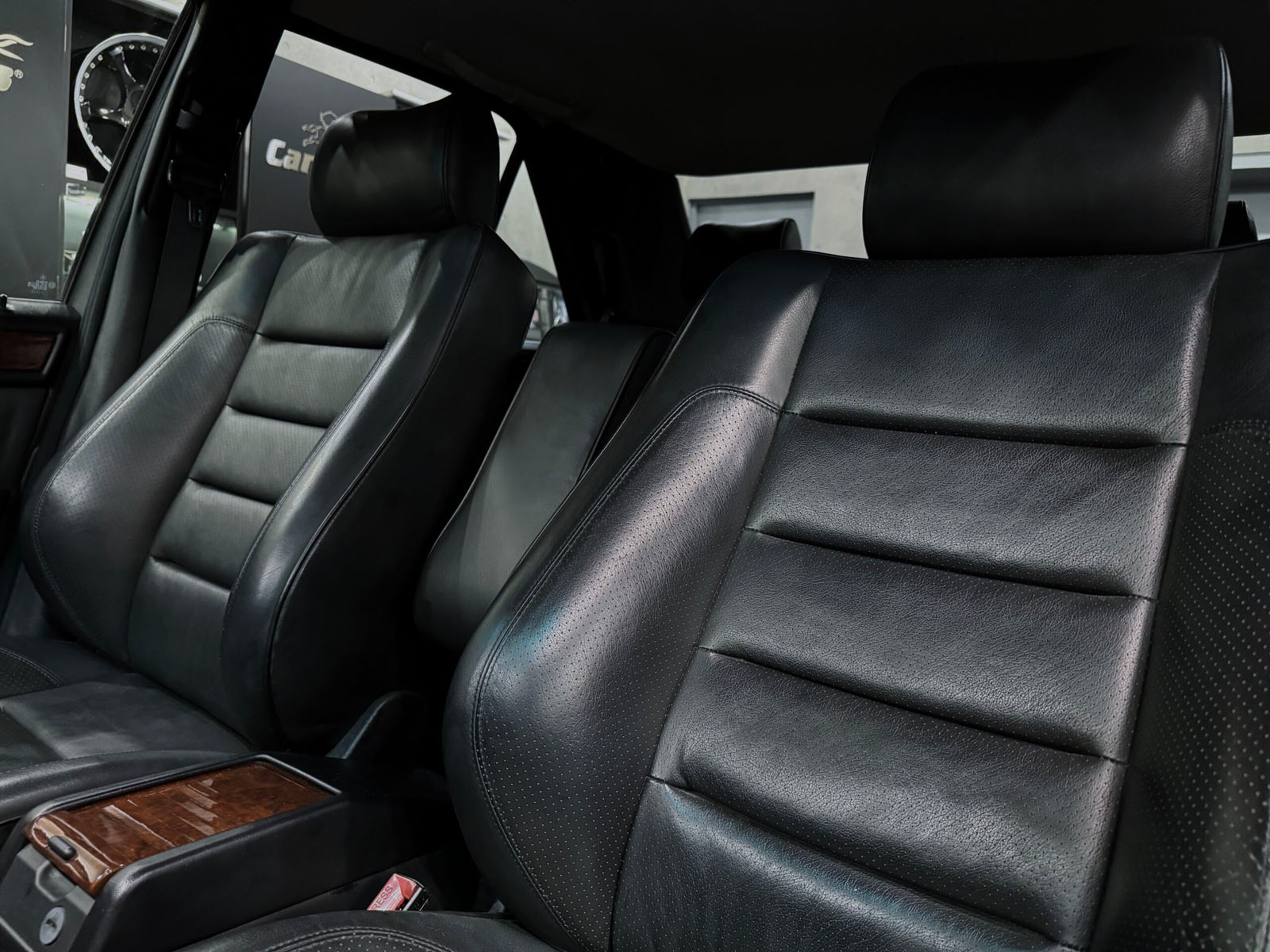 1992 Mercedes Benz 500E — Photo 8 / 15