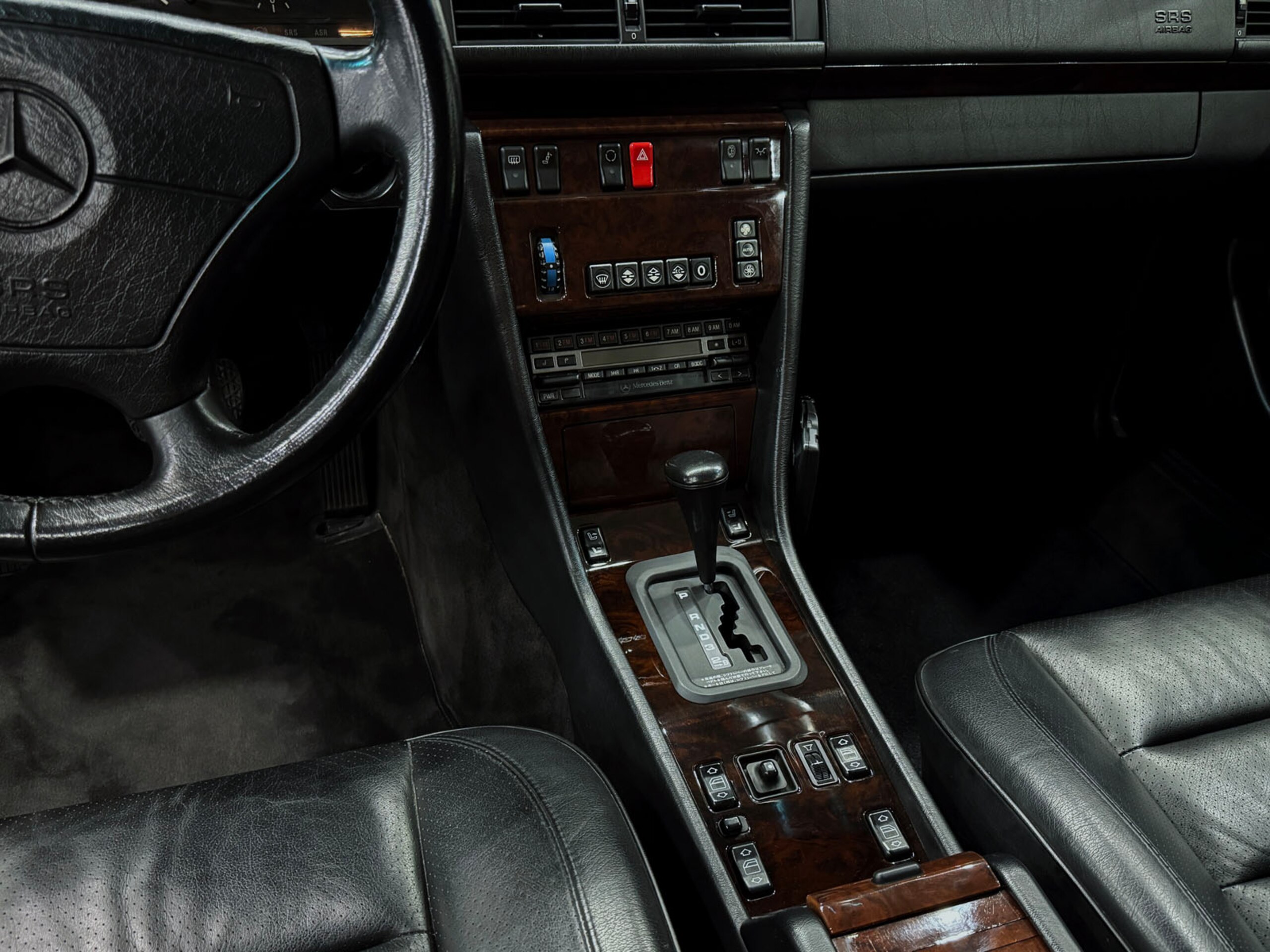 1992 Mercedes Benz 500E — Photo 9 / 15