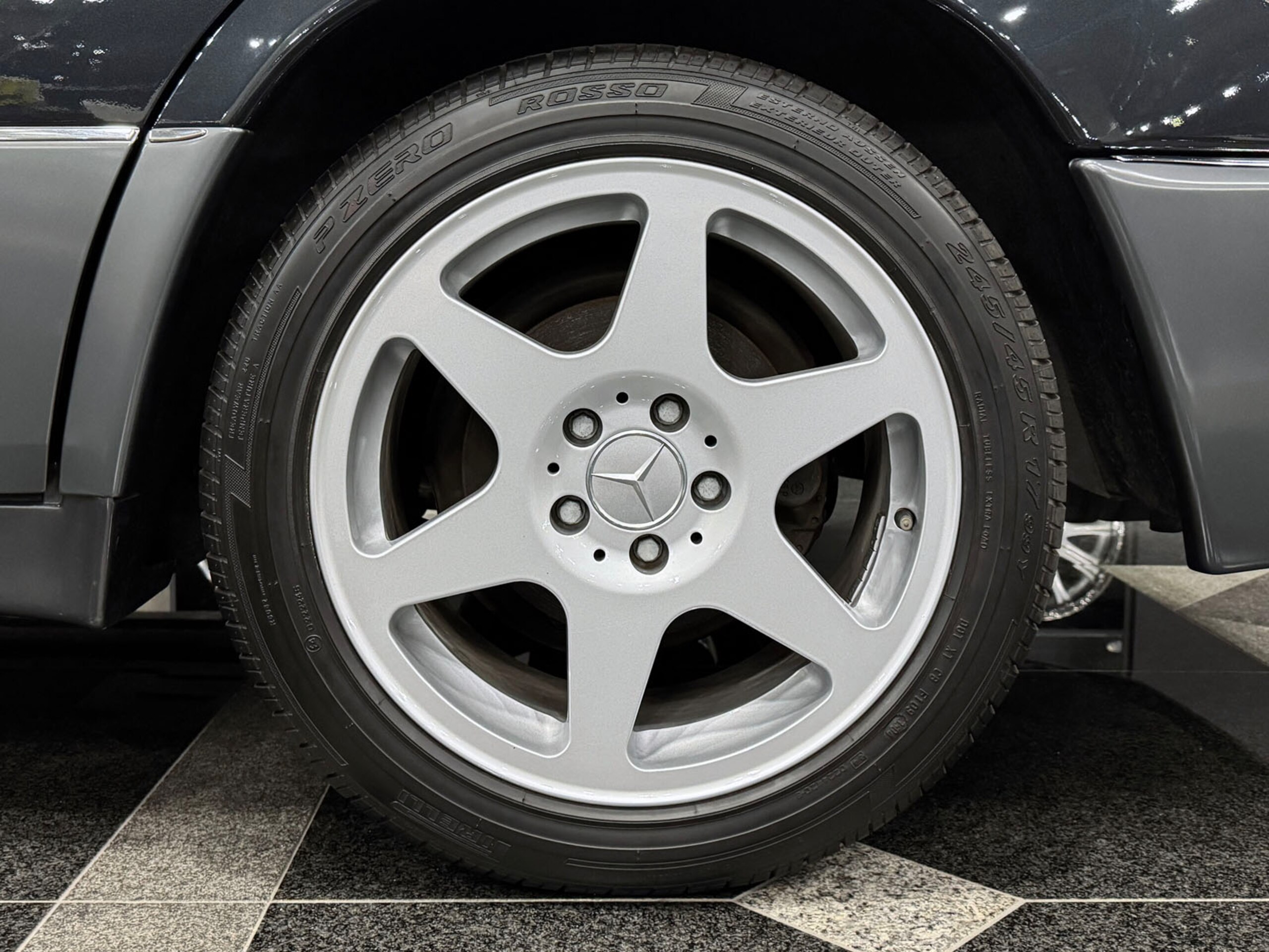 1992 Mercedes Benz 500E — Photo 14 / 15
