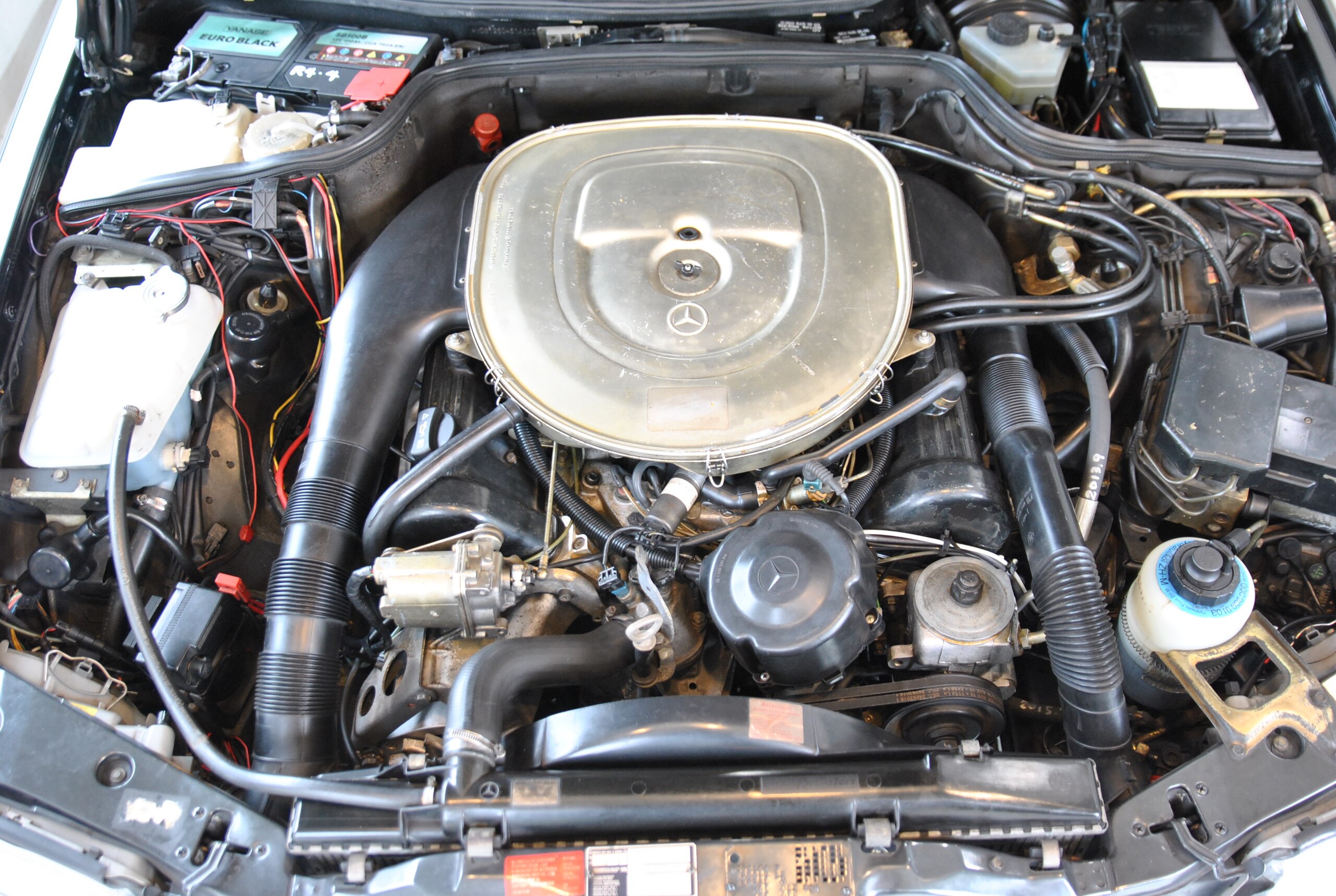 1992 Mercedes Benz 560SEC — Photo 12 / 13