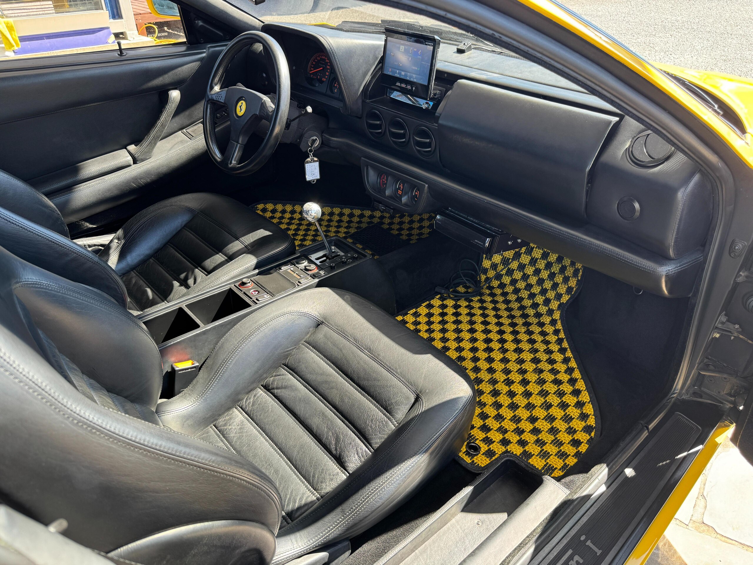 1994 Ferrari 512TR — Photo 8 / 56