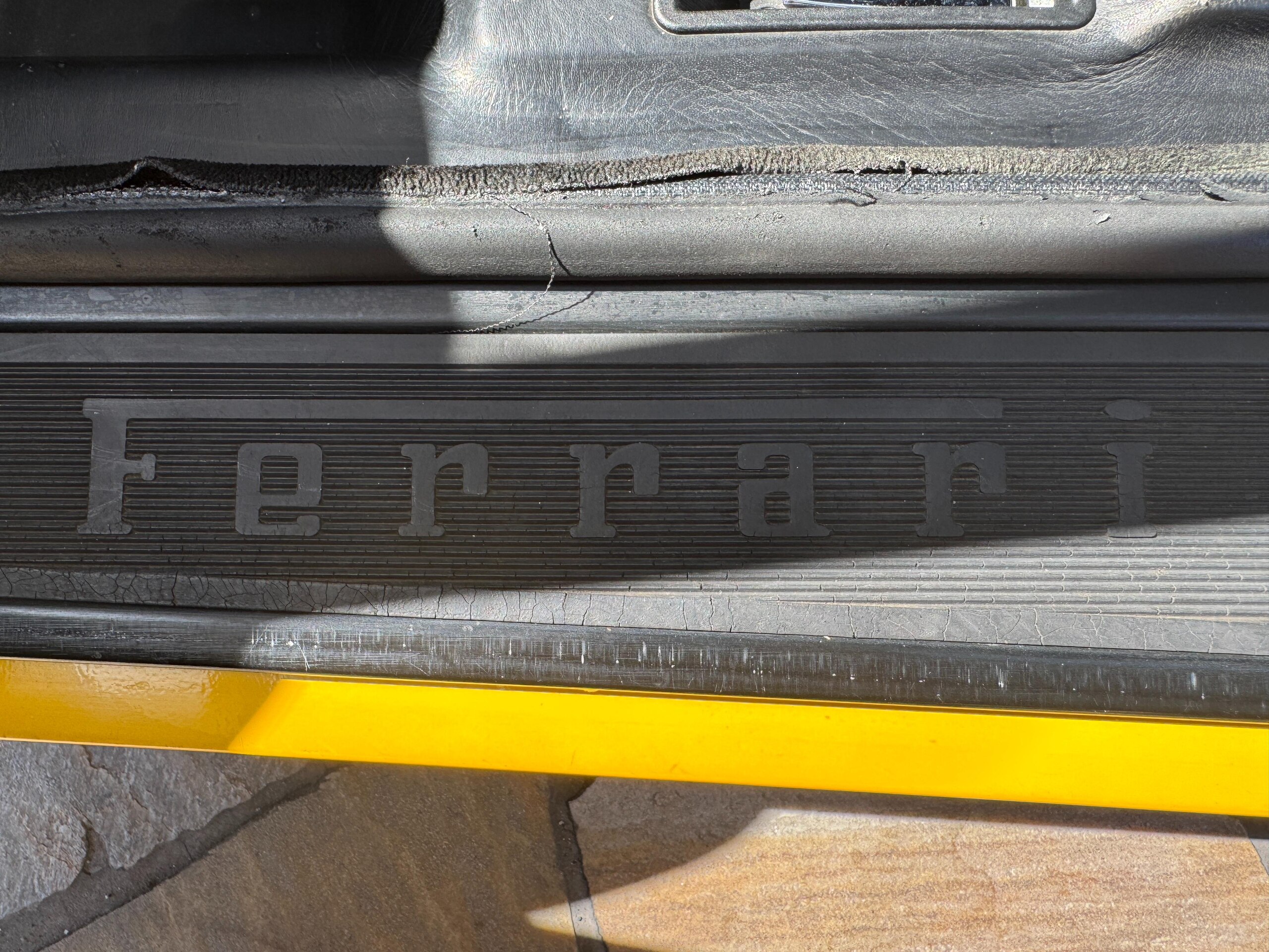 1994 Ferrari 512TR — Photo 15 / 56