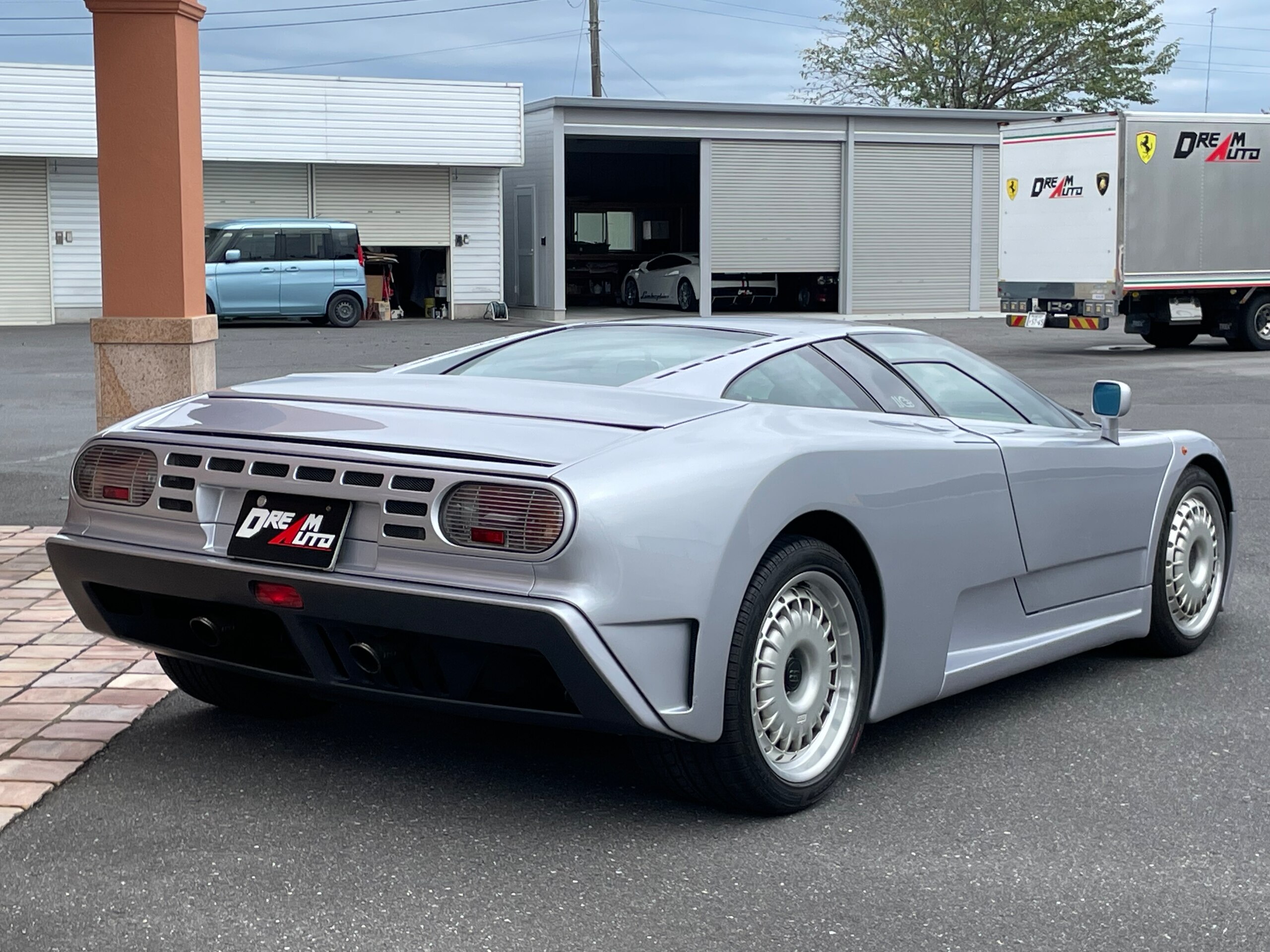 1994 Other Bugatti EB110 — Photo 6 / 13