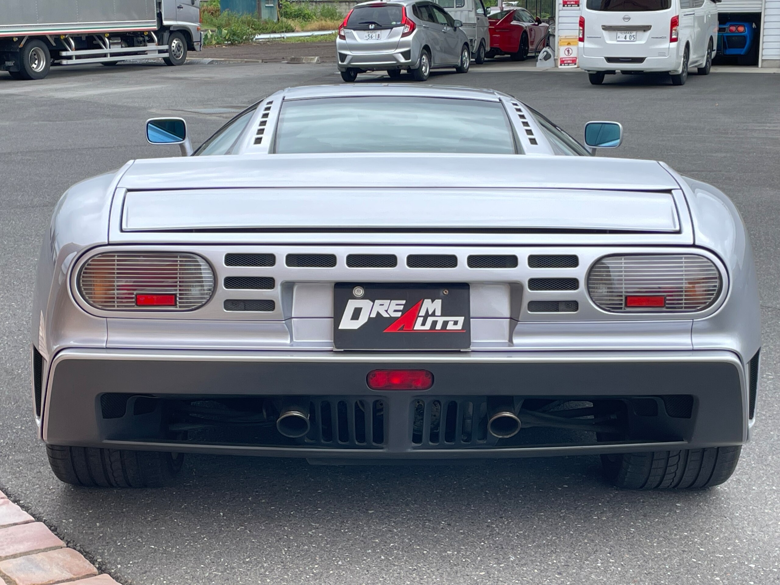 1994 Other Bugatti EB110 — Photo 7 / 13
