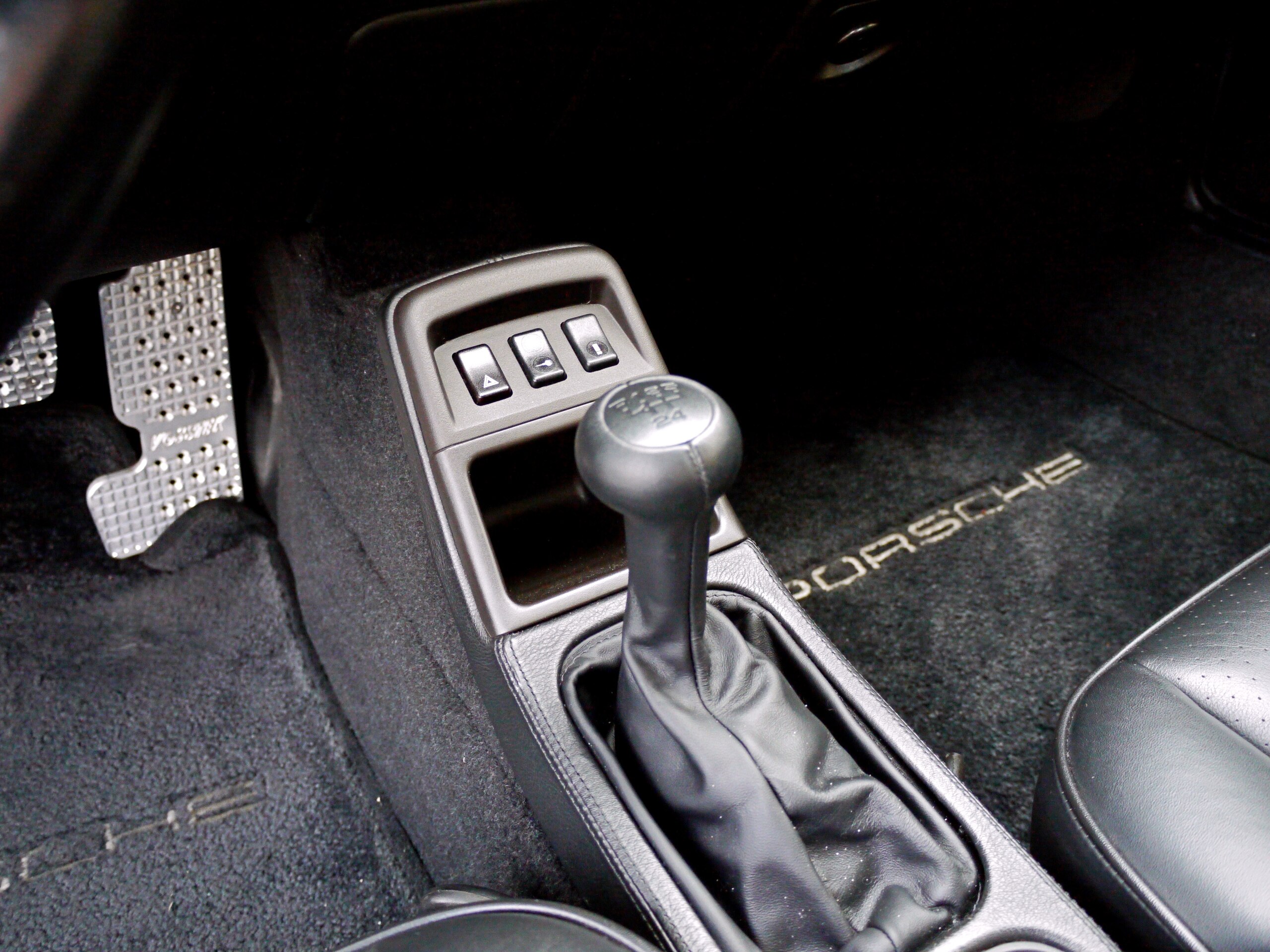1994 Porsche 911 Turbo — Photo 10 / 19