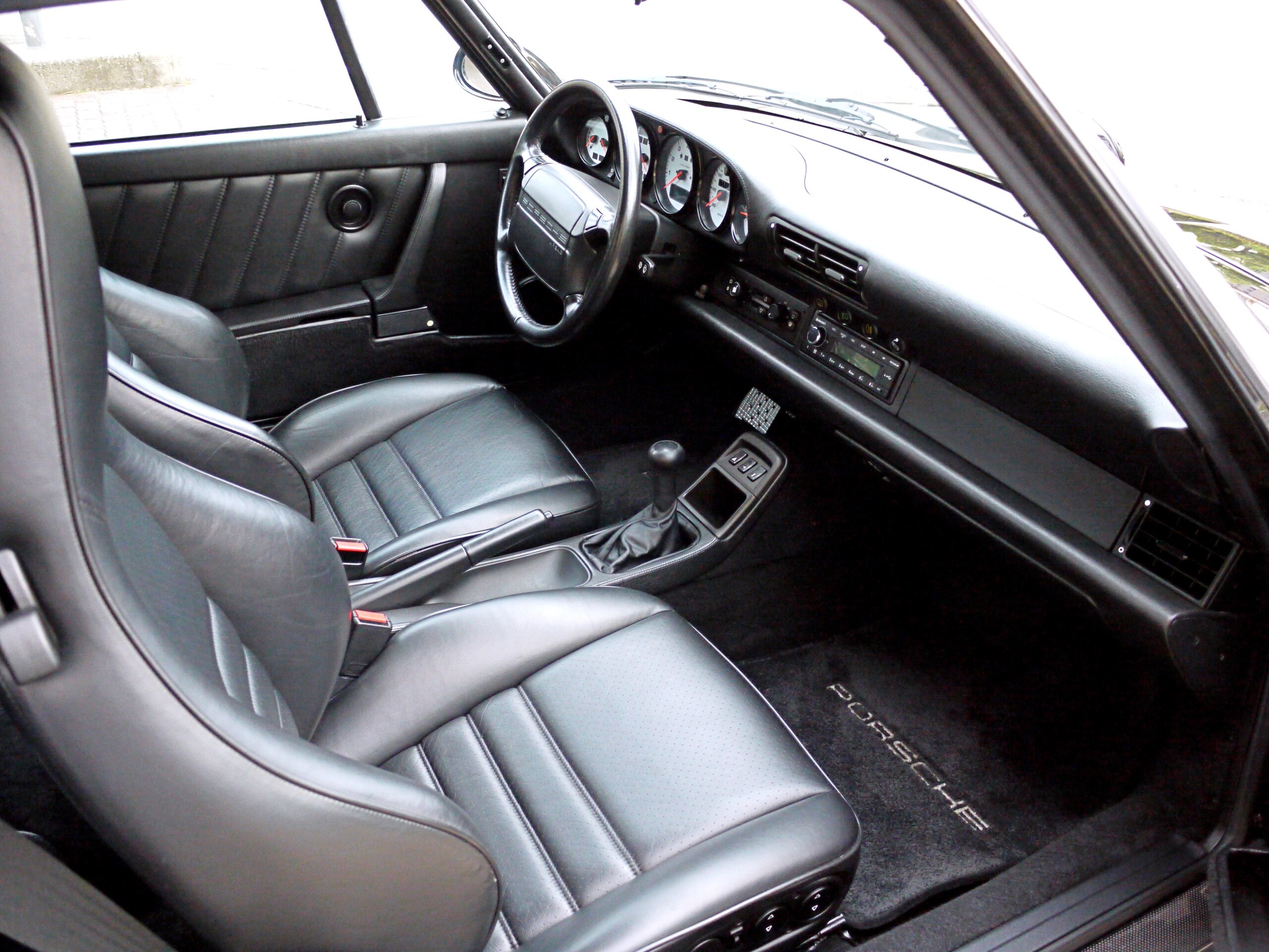 1994 Porsche 911 Turbo — Photo 12 / 19