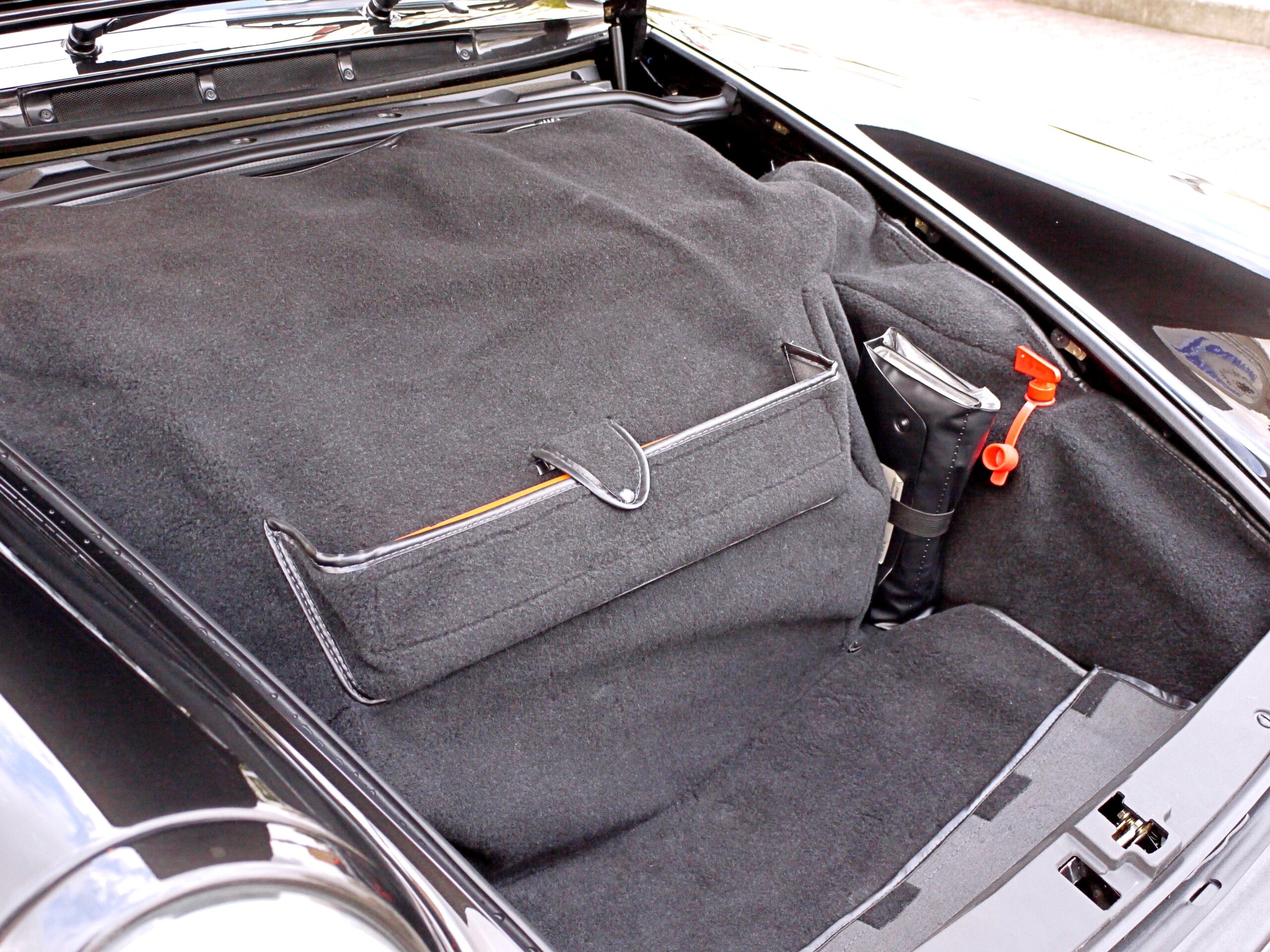 1994 Porsche 911 Turbo — Photo 16 / 19