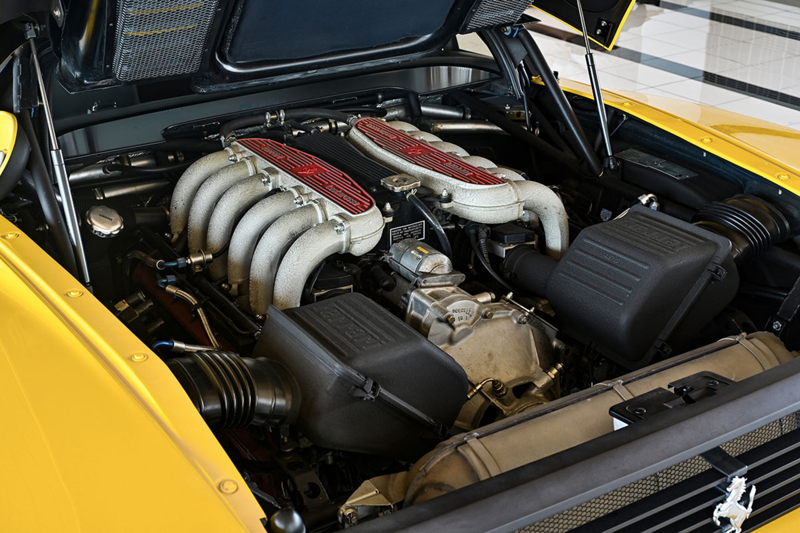 1995 Ferrari 512TR — Photo 20 / 27