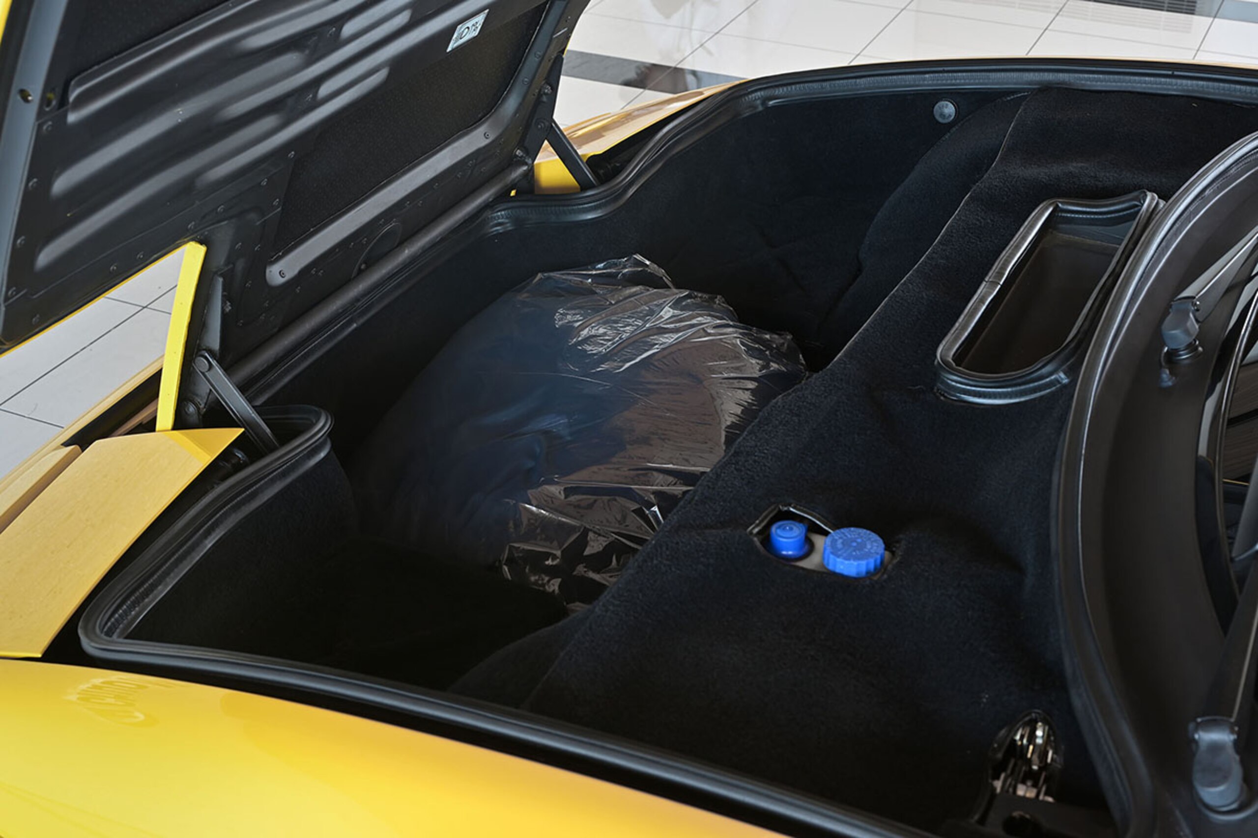 1995 Ferrari 512TR — Photo 24 / 27