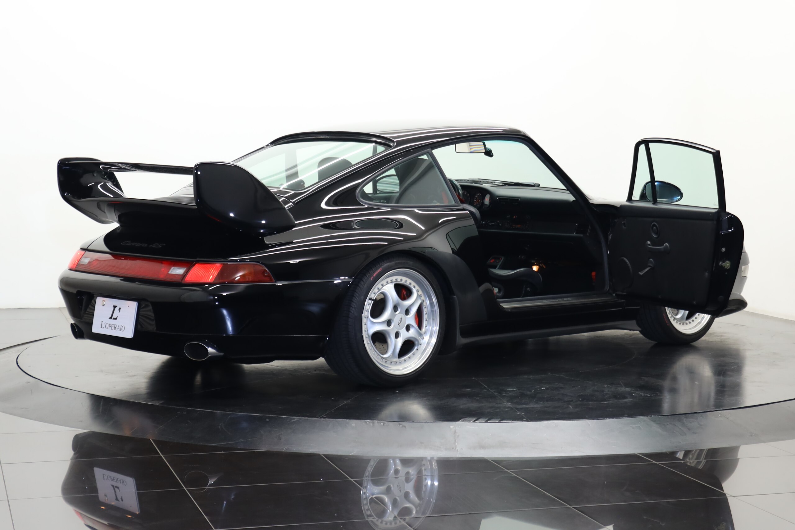 1995 Porsche 911 Carrera RS — Photo 10 / 37