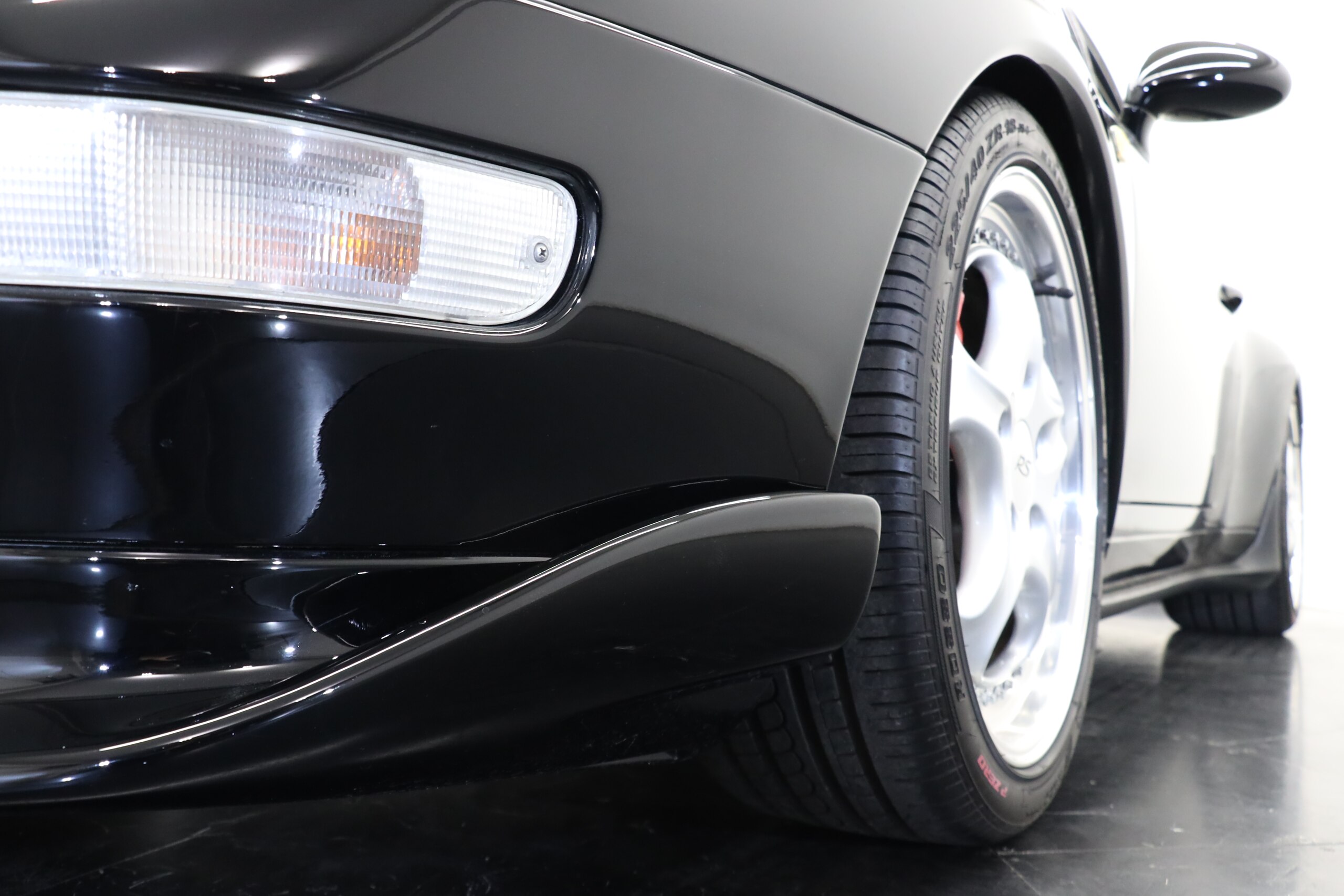 1995 Porsche 911 Carrera RS — Photo 12 / 37
