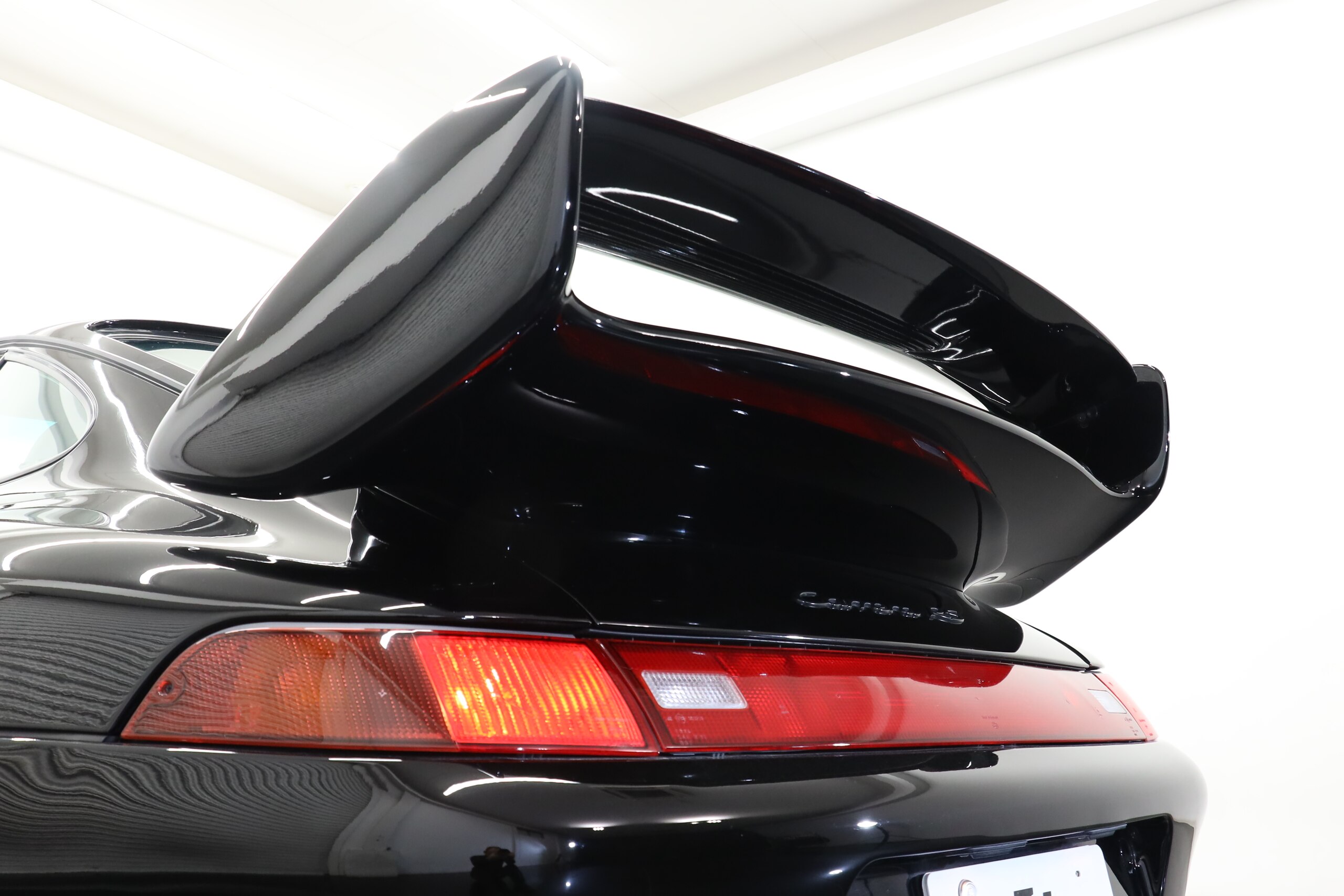 1995 Porsche 911 Carrera RS — Photo 20 / 37