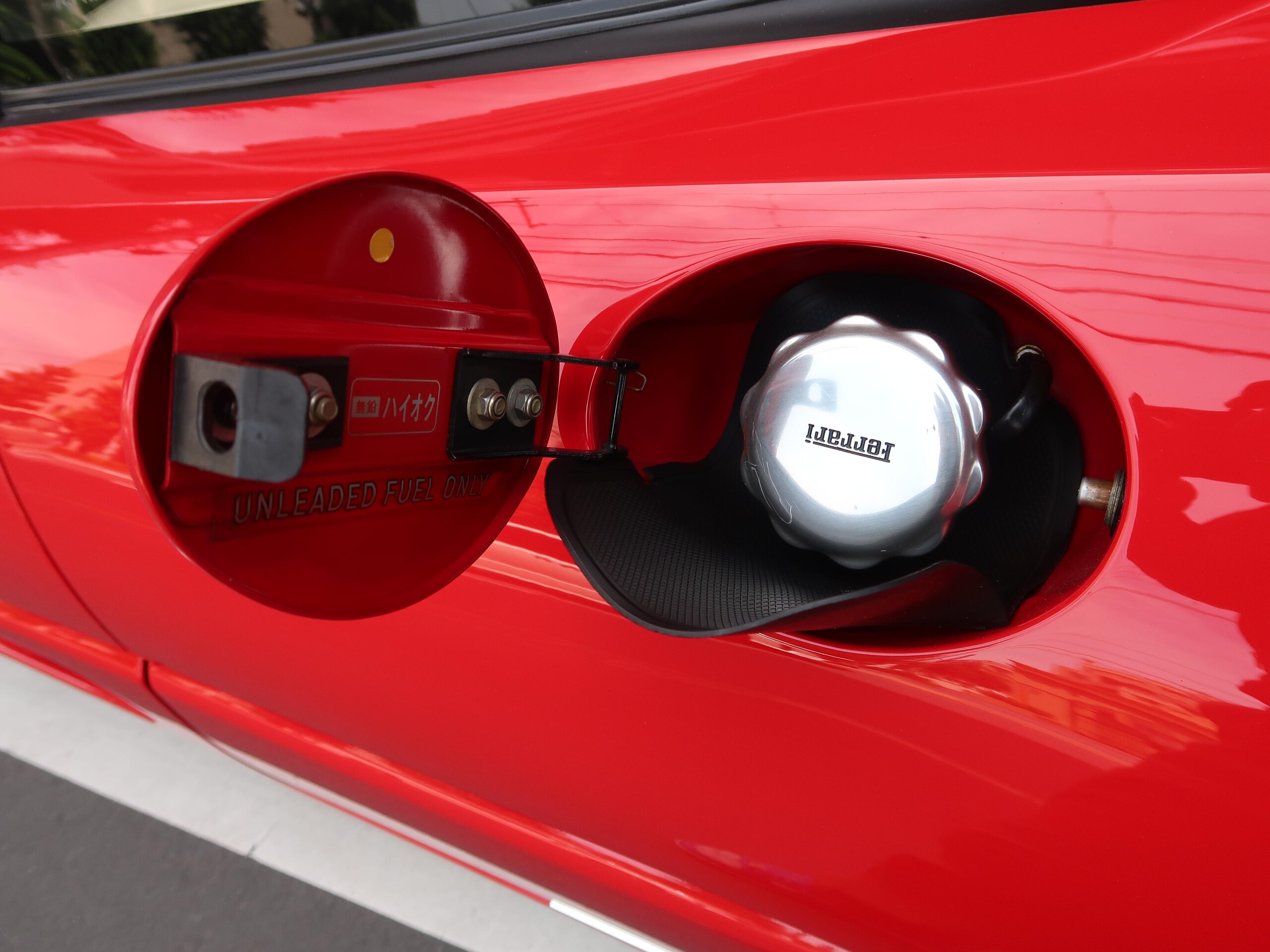 1996 Ferrari F355 Berlinetta — Photo 18 / 47