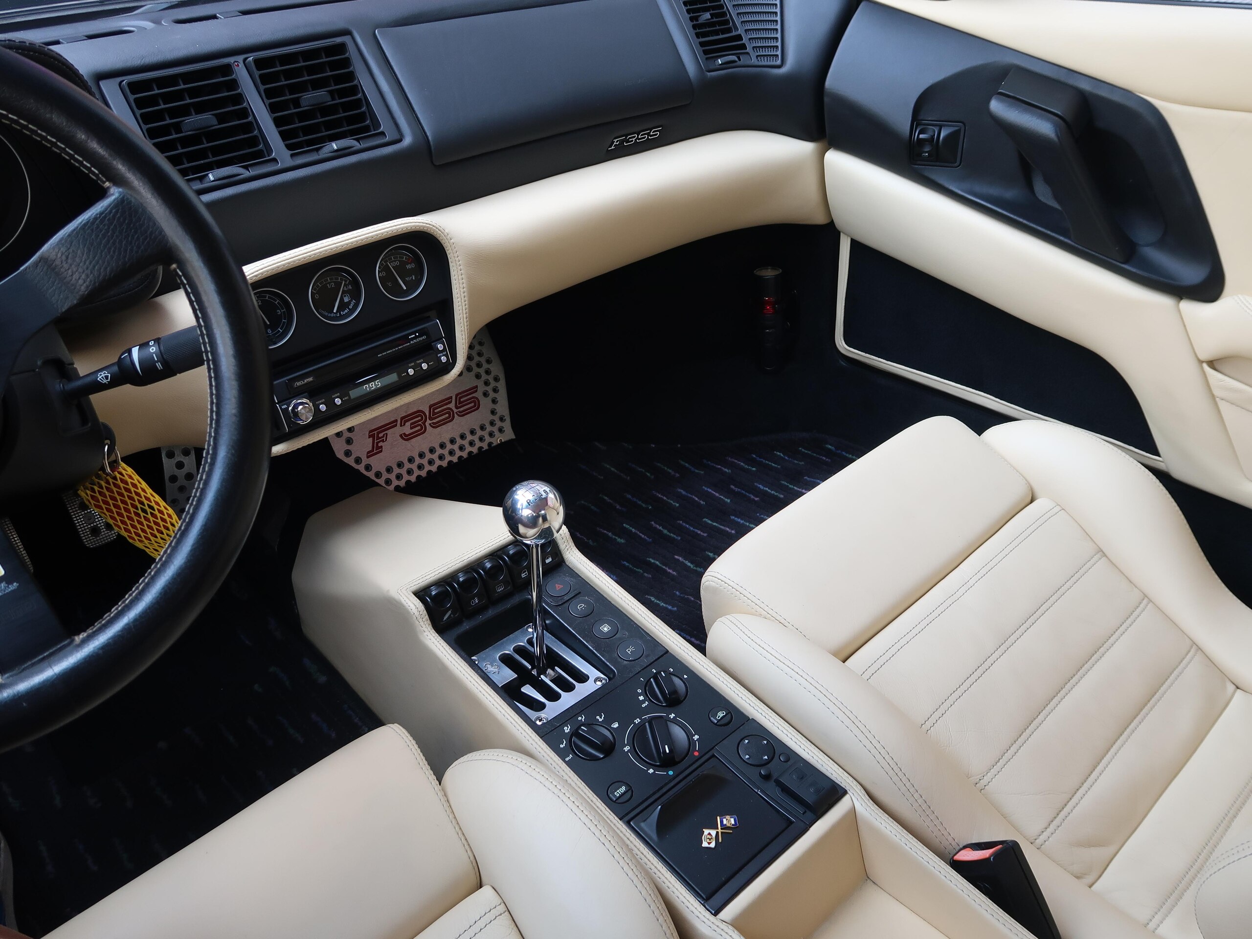 1996 Ferrari F355 Berlinetta — Photo 28 / 47