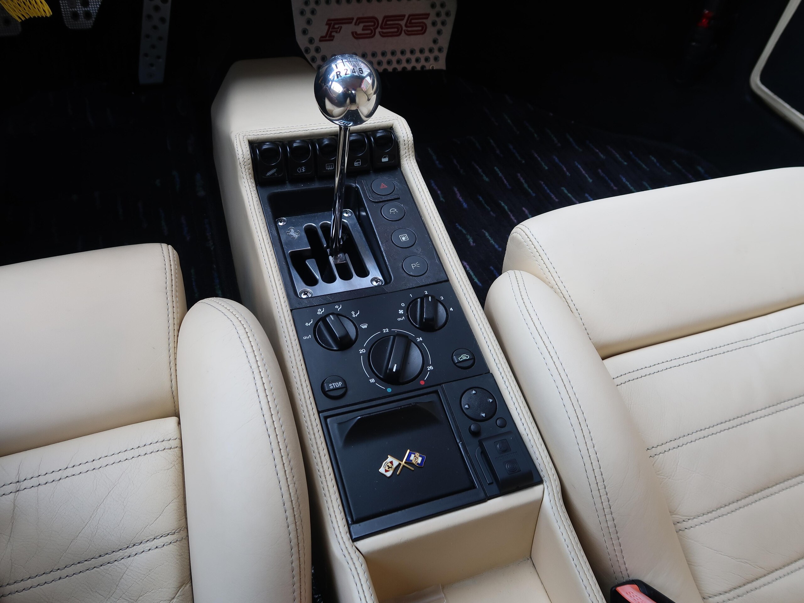 1996 Ferrari F355 Berlinetta — Photo 29 / 47