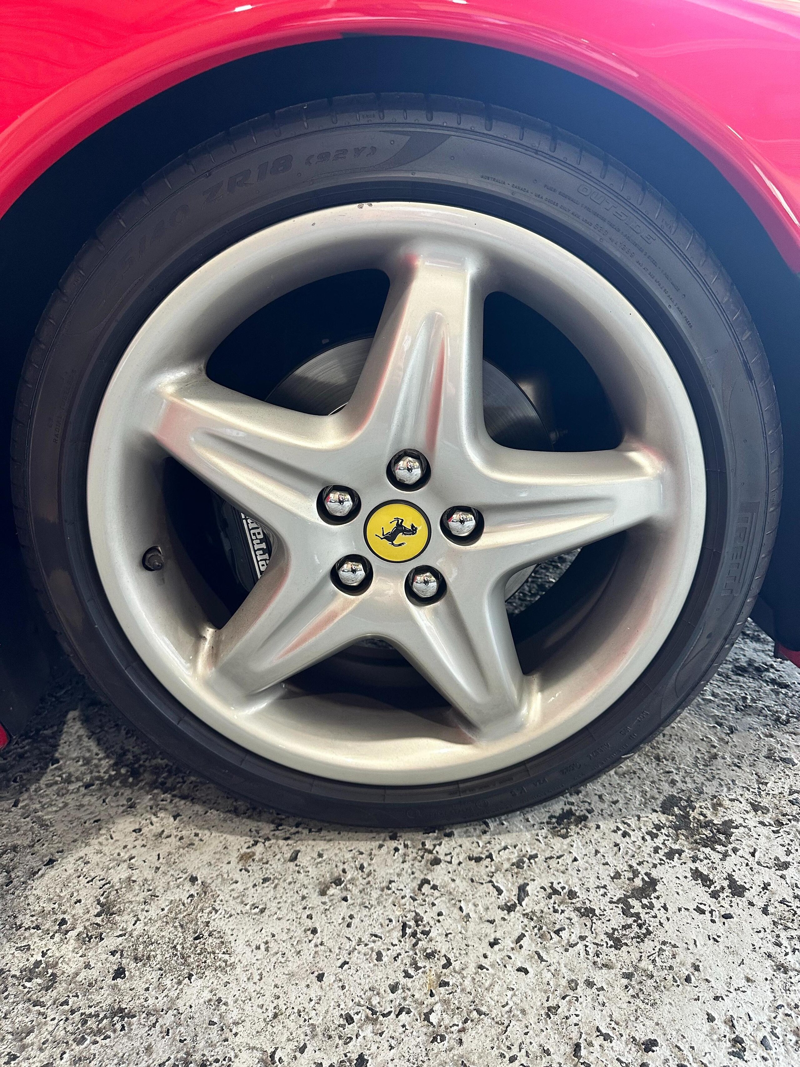 1996 Ferrari F355 Berlinetta — Photo 19 / 44