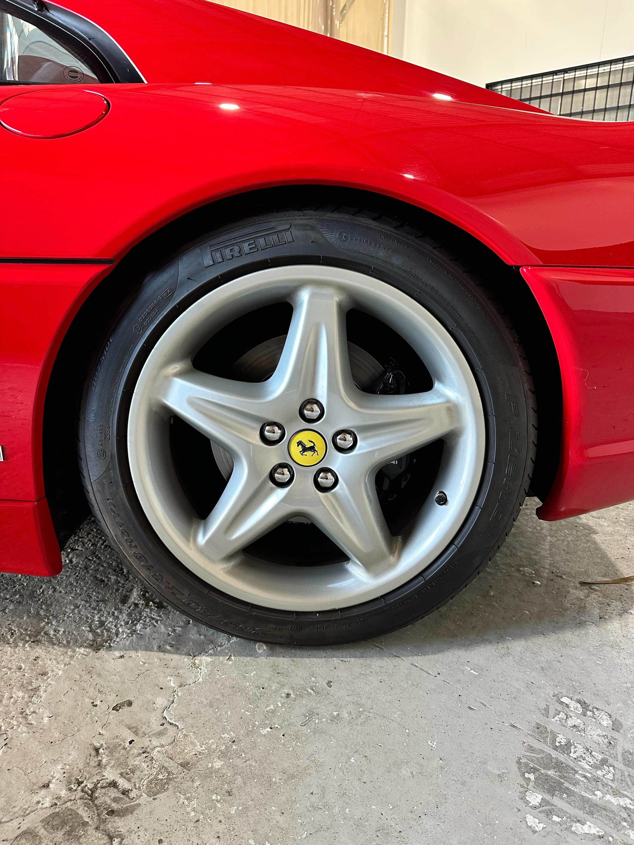 1996 Ferrari F355 Berlinetta — Photo 21 / 44