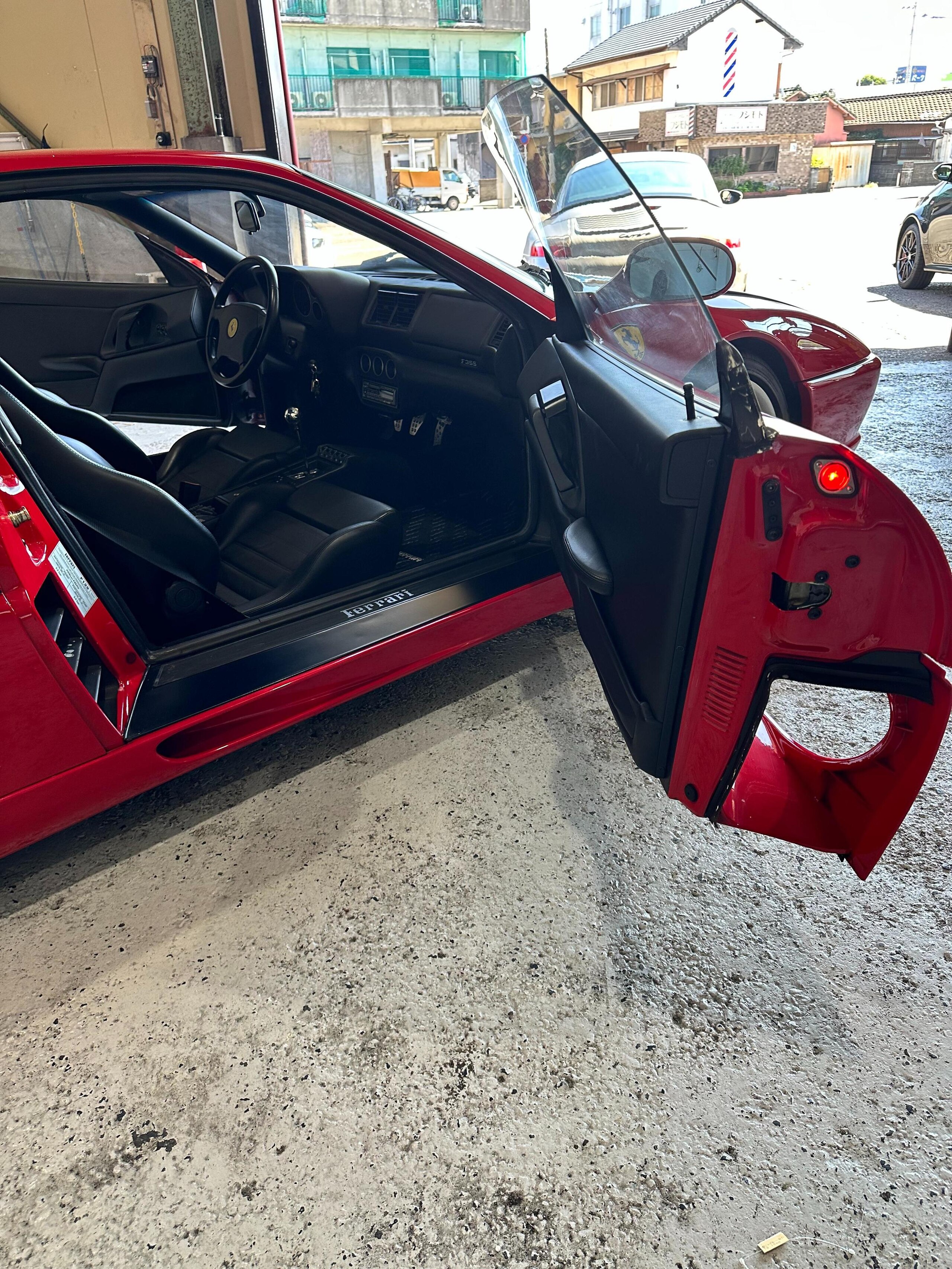 1996 Ferrari F355 Berlinetta — Photo 26 / 44