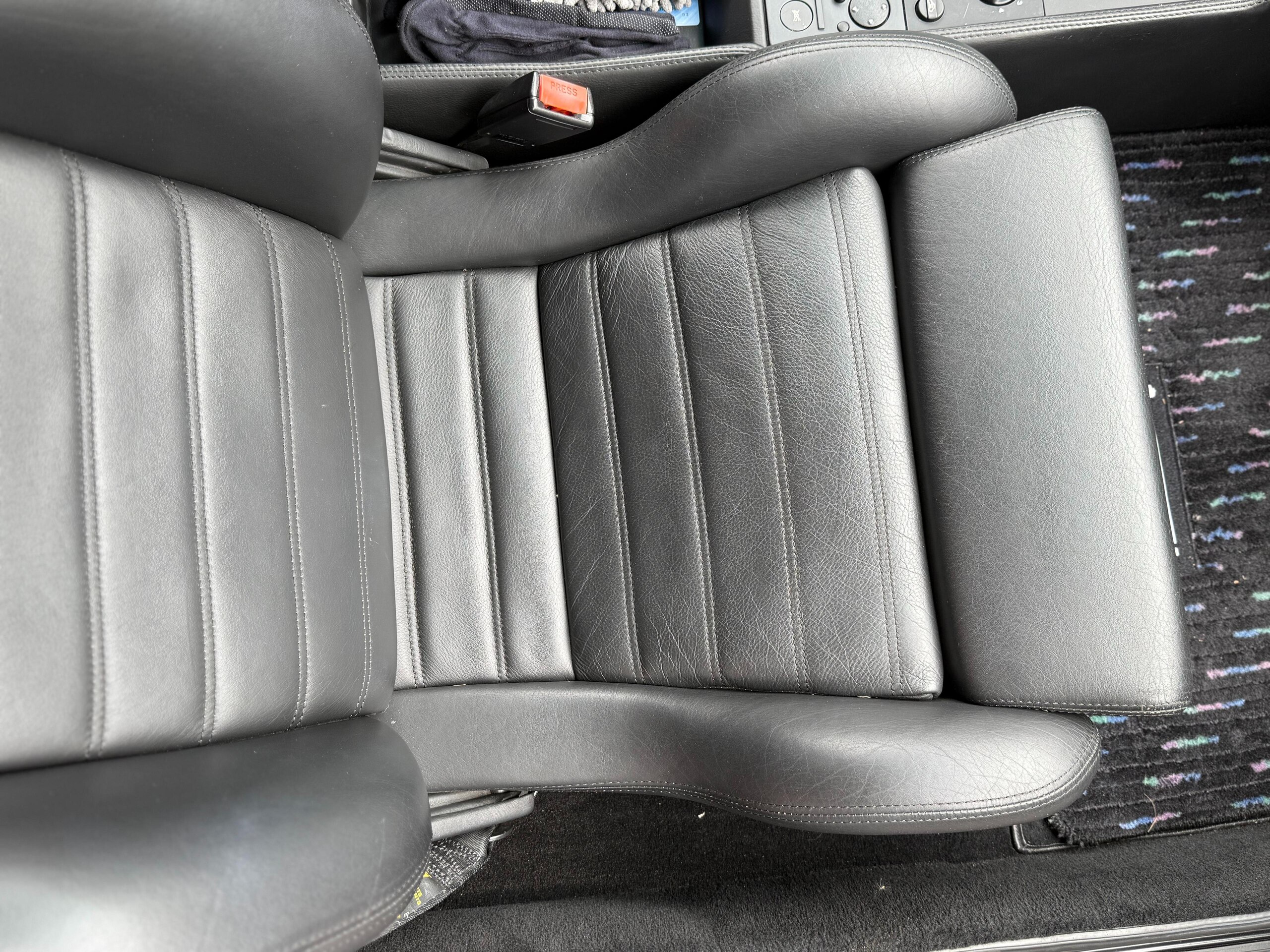 1996 Ferrari F355 Berlinetta — Photo 38 / 44