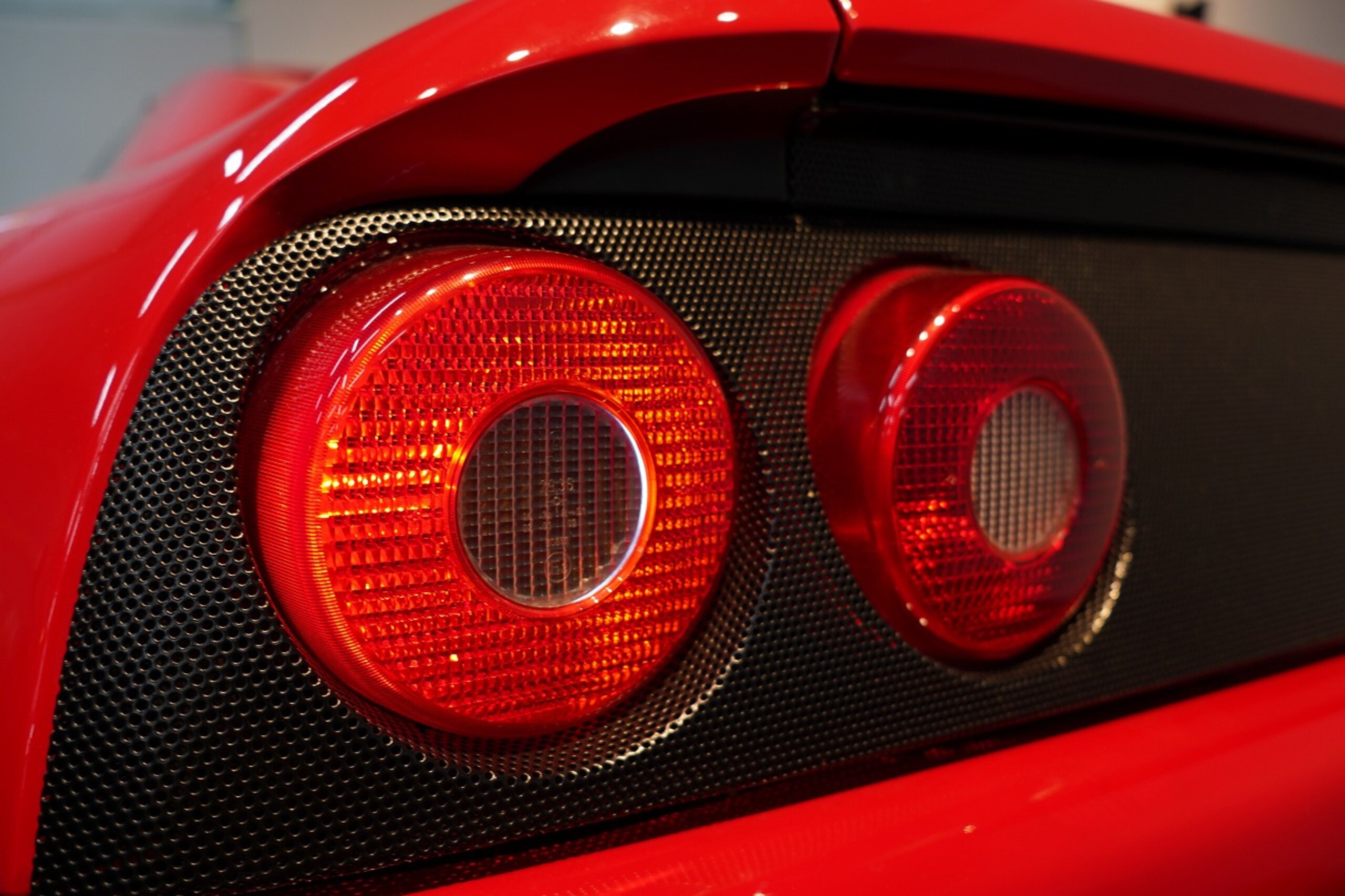 1996 Ferrari F355 Berlinetta — Photo 29 / 69